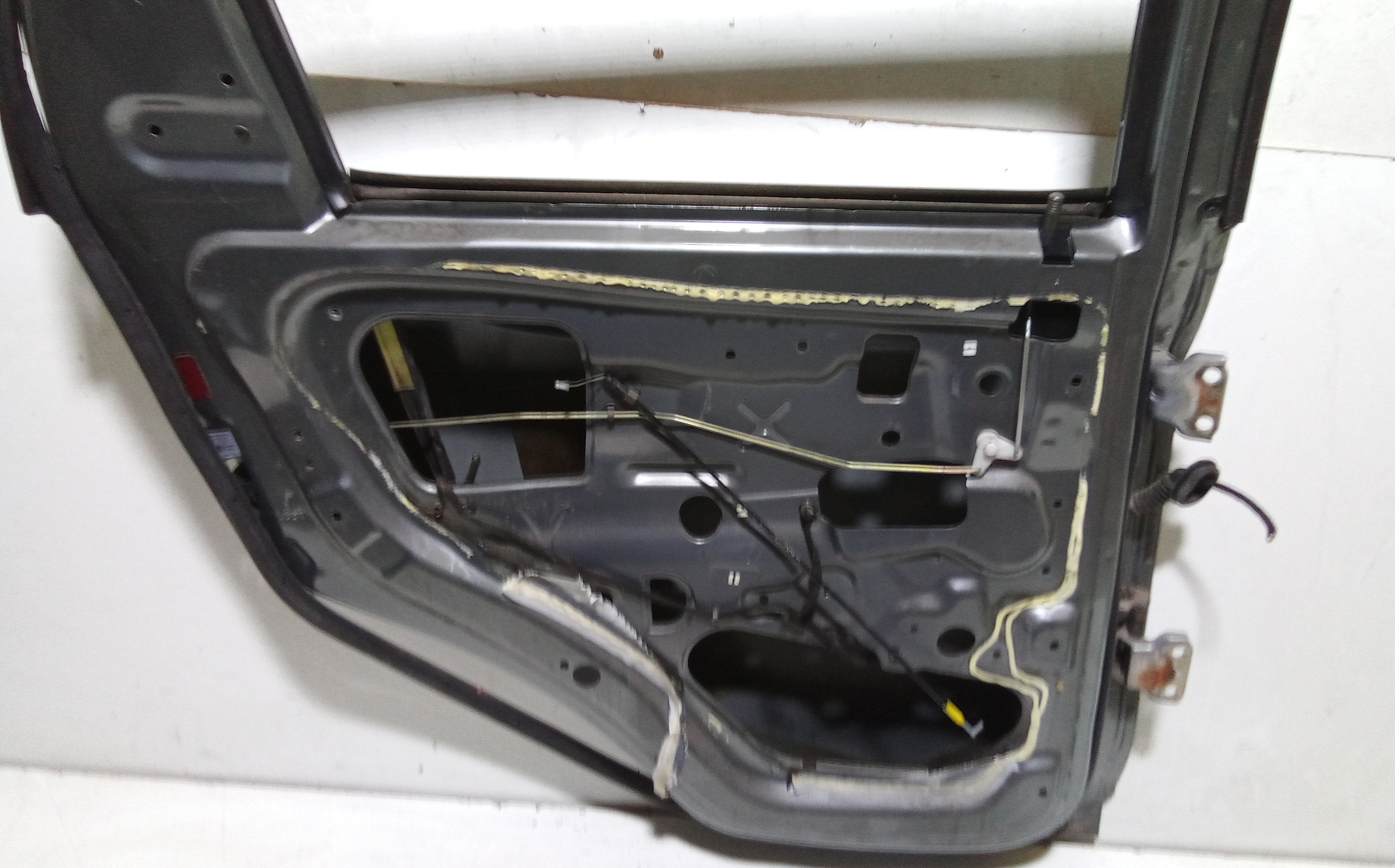 Portiera Posteriore Sinistra per Dr 1 1 Serie (2009 - 2014)