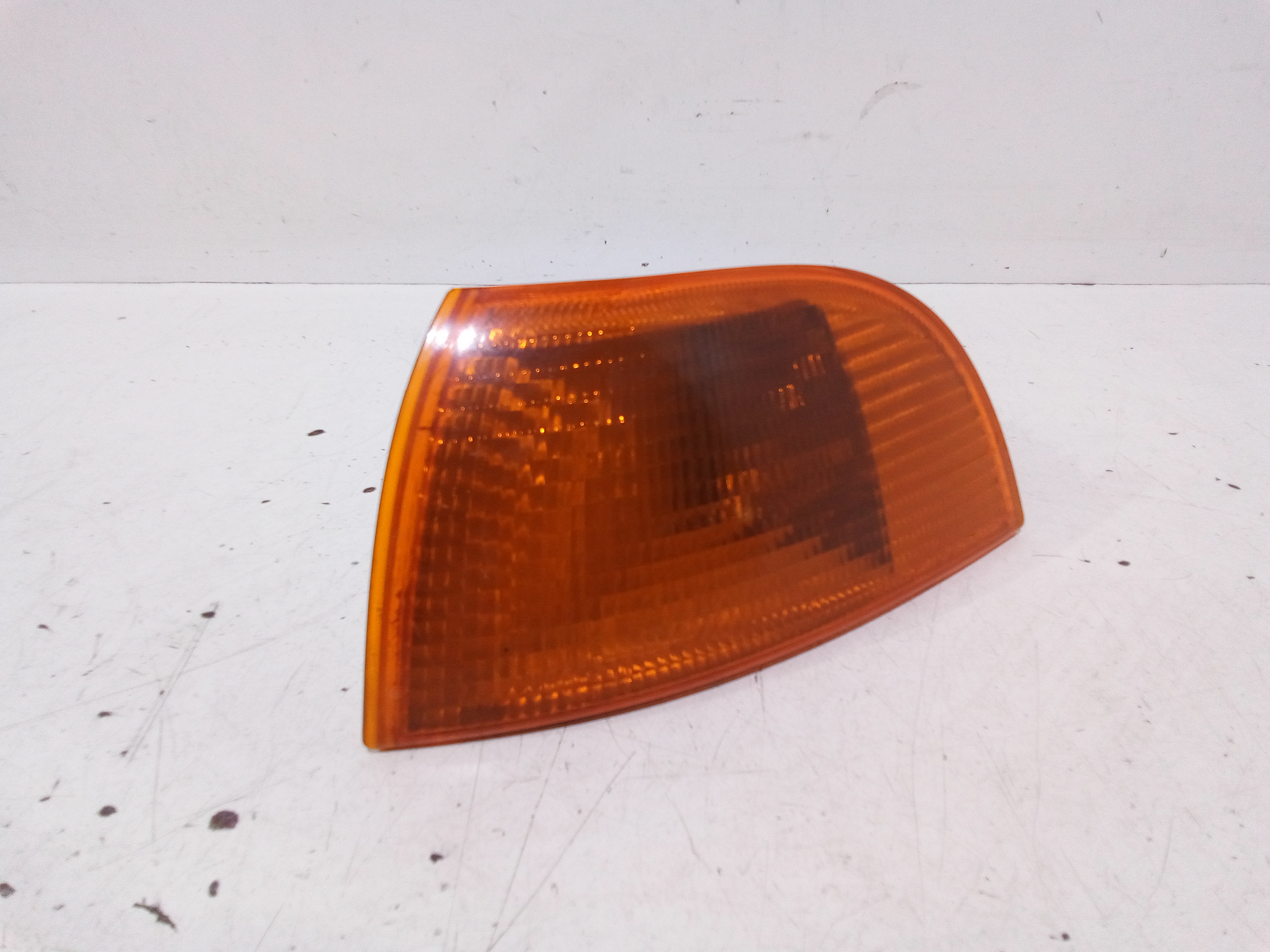 Freccia ant SX per Fiat Punto Berlina 3p (1993 - 1999)