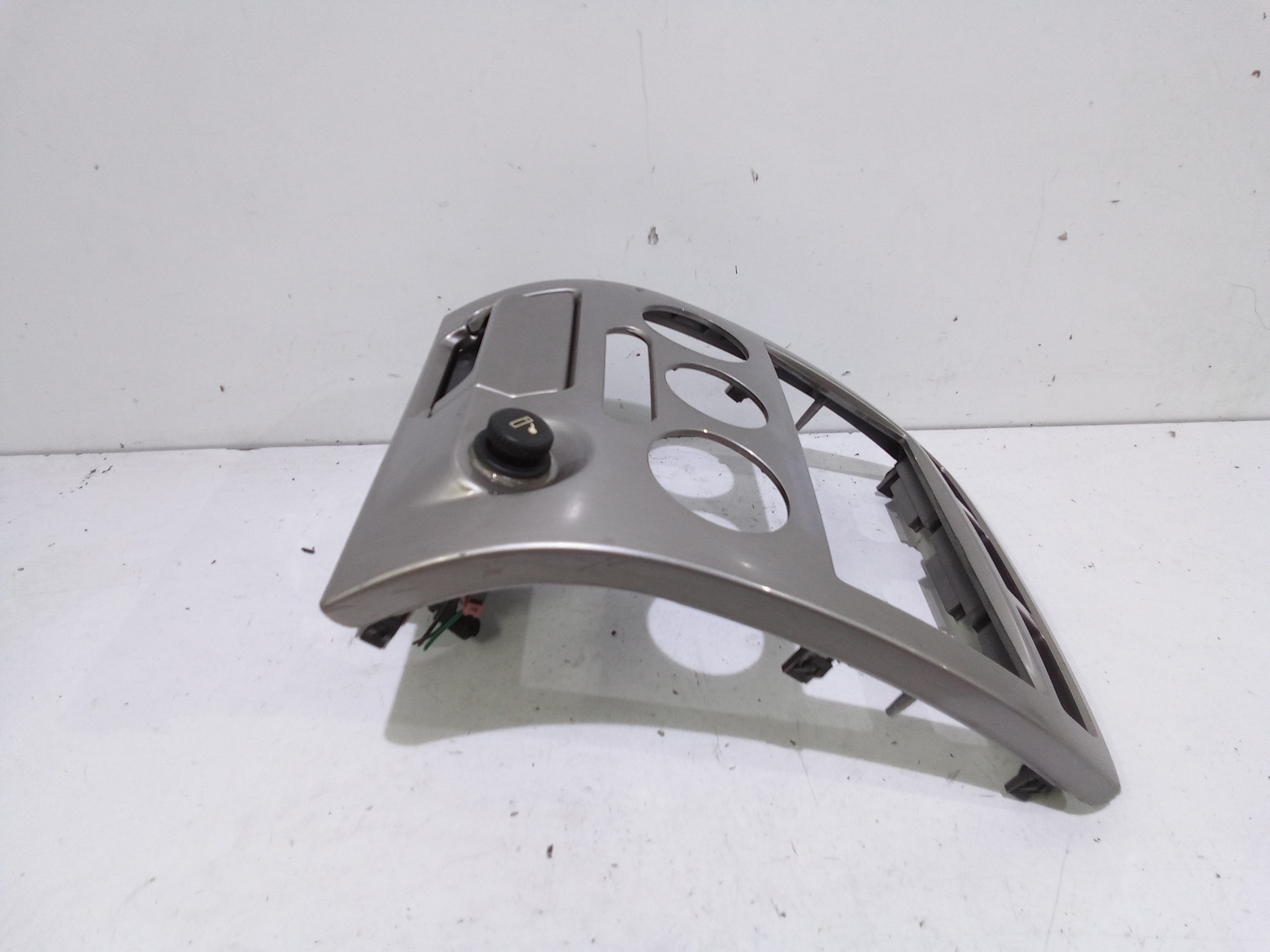 Modanatura Centrale Cruscotto per Kia Rio 2 Serie (2003 - 2005)