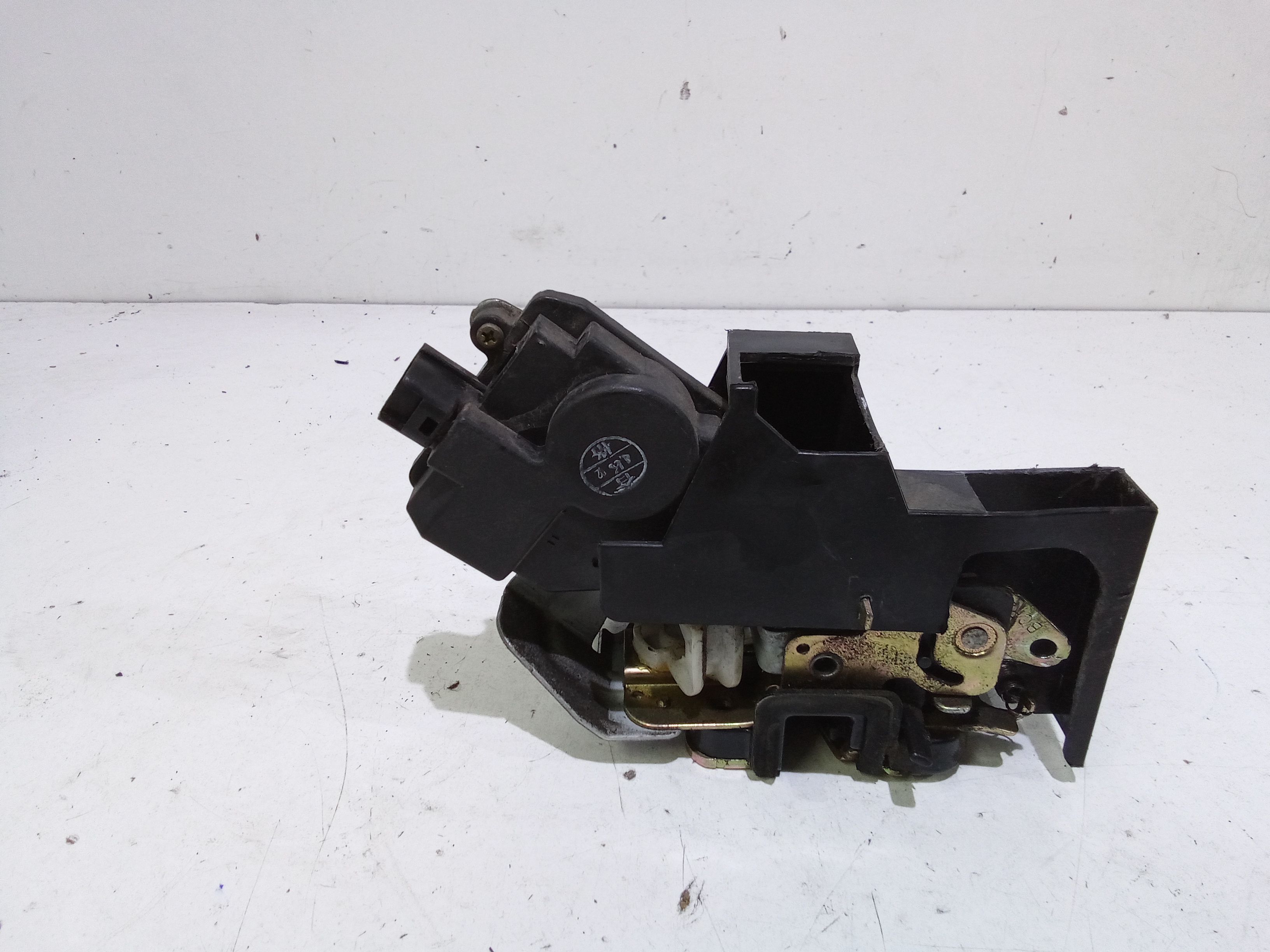 Serratura Posteriore destra per Kia Rio 2 Serie (2003 - 2005)