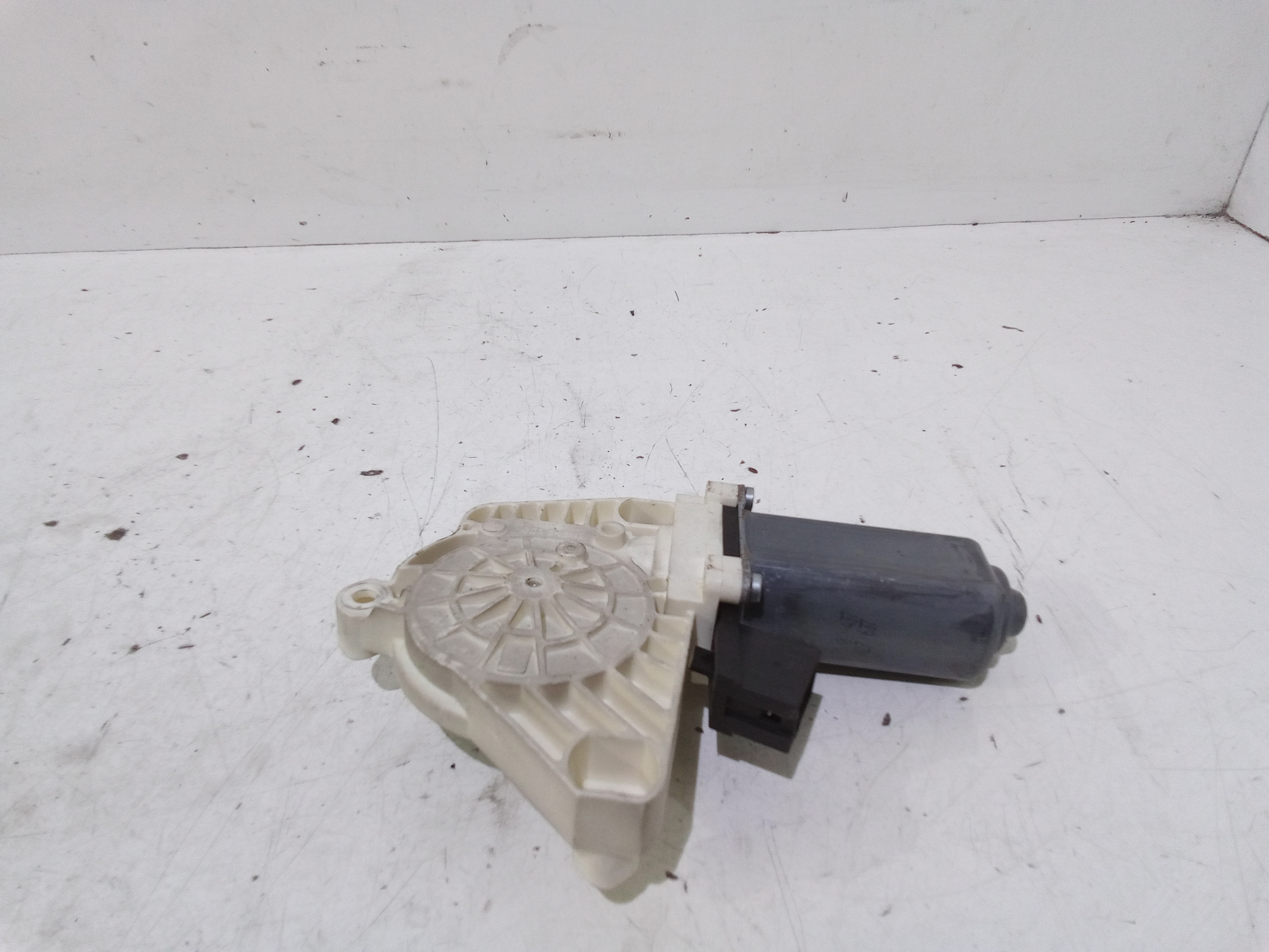 Motorino Alzavetro anteriore destra per Mercedes Classe B W245 1 Serie (2005 - 2011)