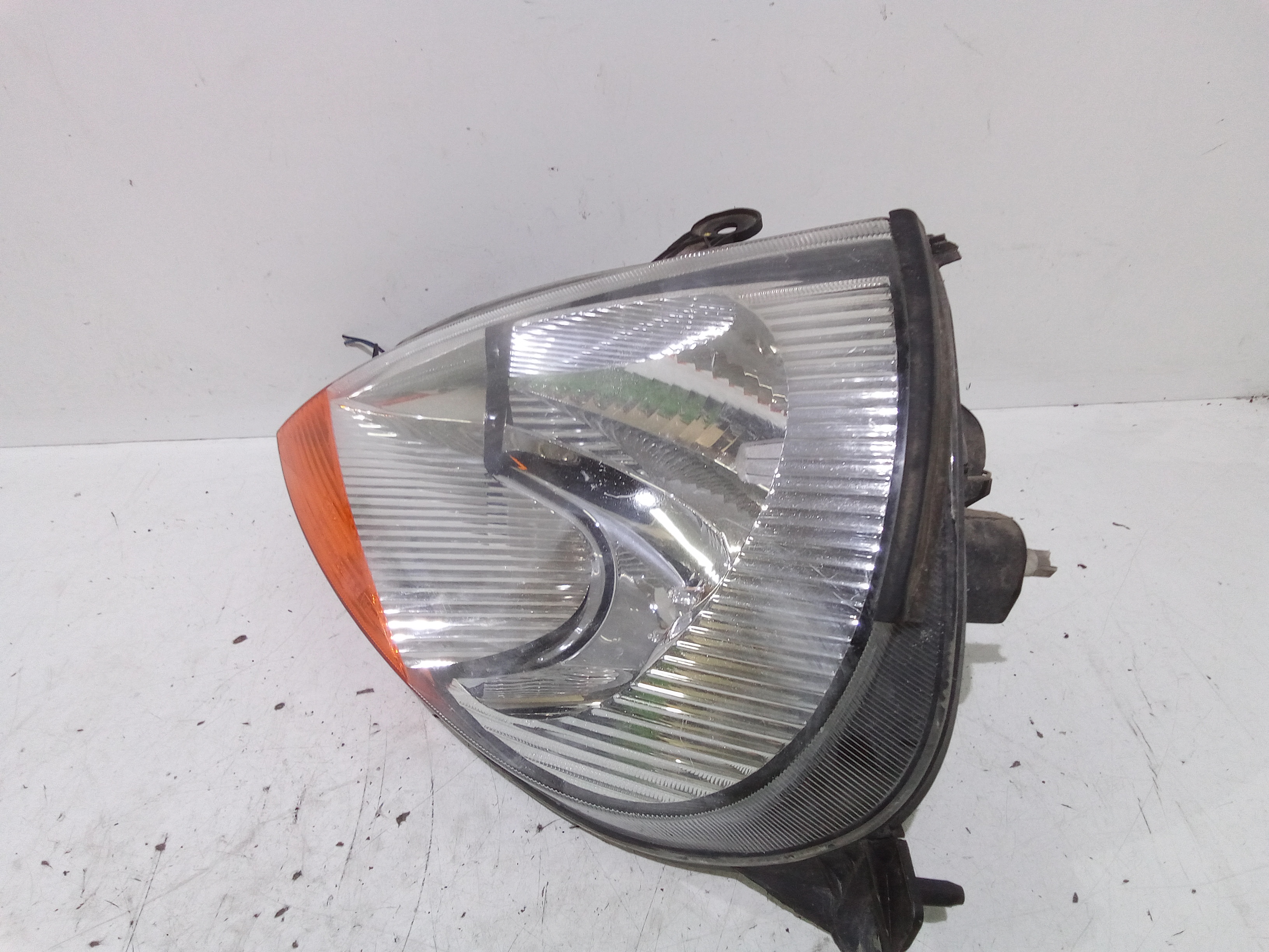 Faro anteriore Sinistro Guida per Ford Ka Serie (ccq) (96>08) (1996 - 2008)