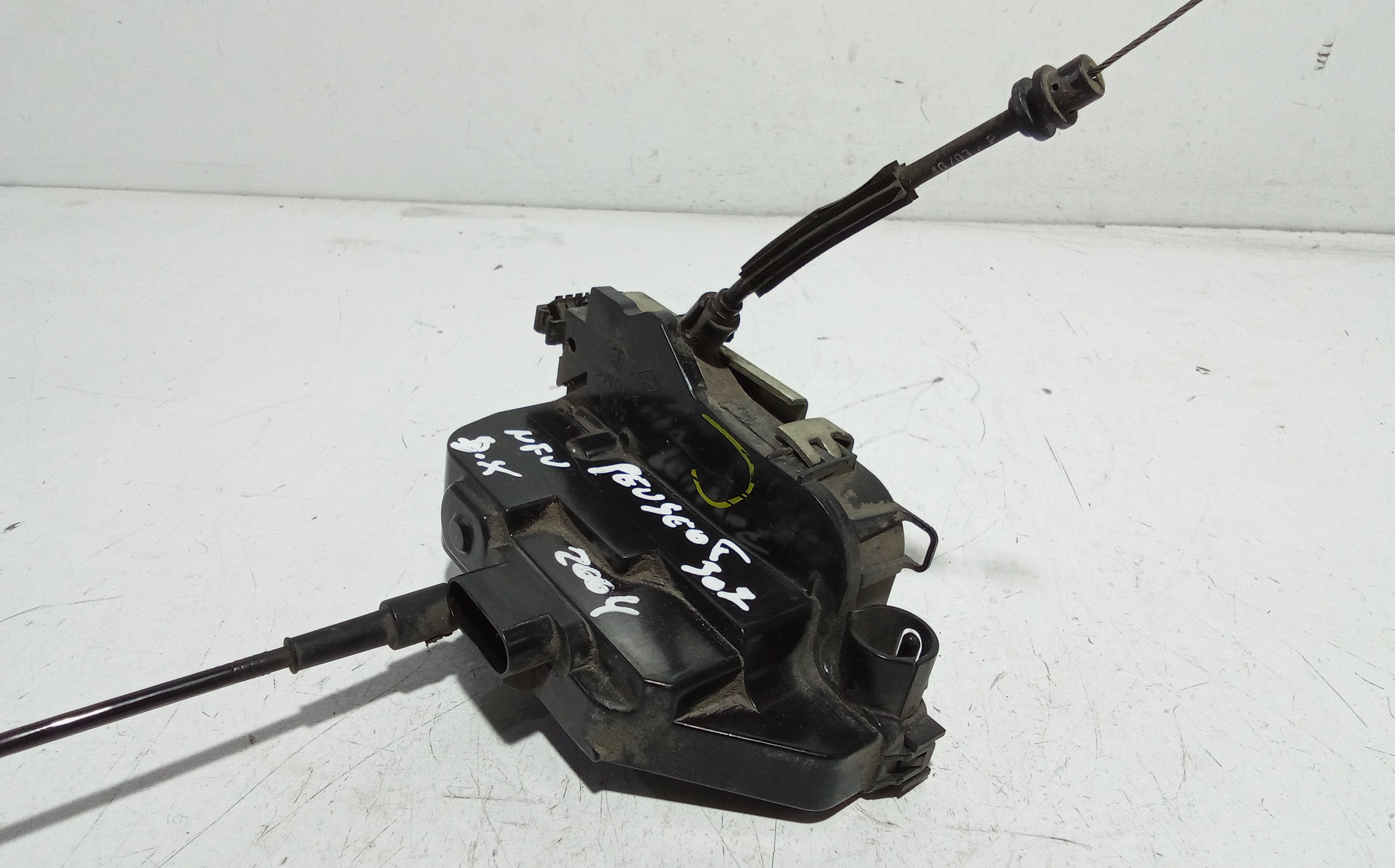 Serratura Anteriore Destra per Peugeot 307 Cabrio (2003 - 2005)