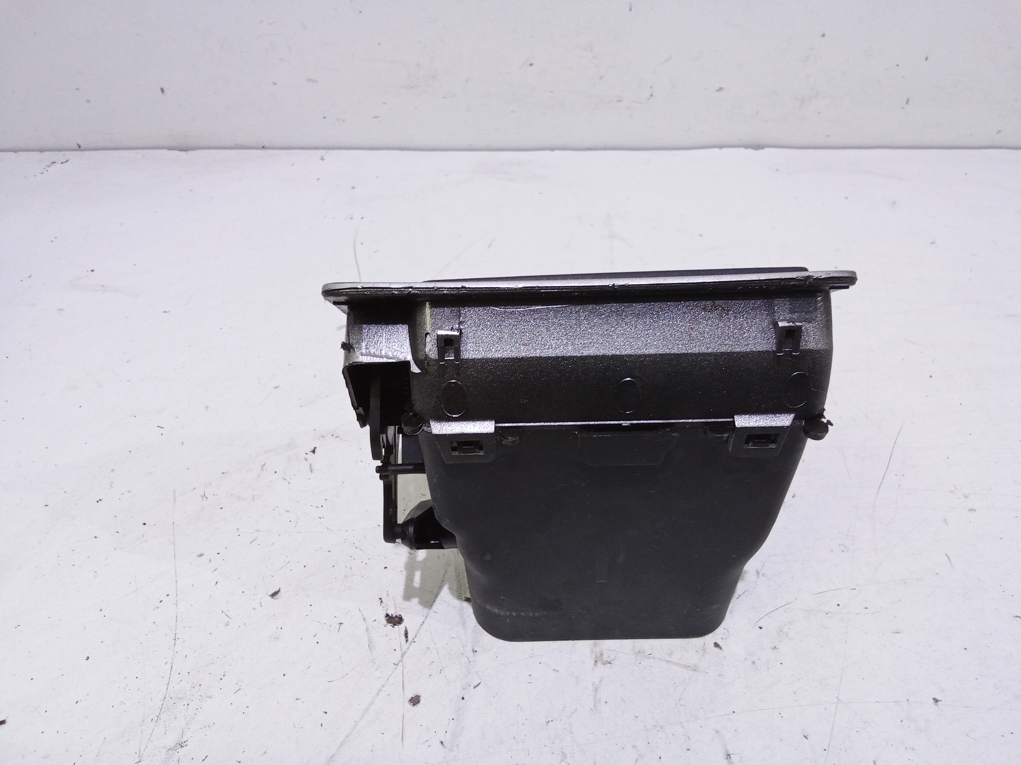 Bocchetta aria cruscotto lato guida per Peugeot 307 Cabrio (2003 - 2005)