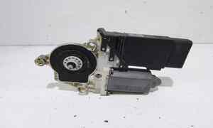 Motorino Alzavetro anteriore destra per Volkswagen Golf 4 Berlina (97>03) (1997 - 2003)