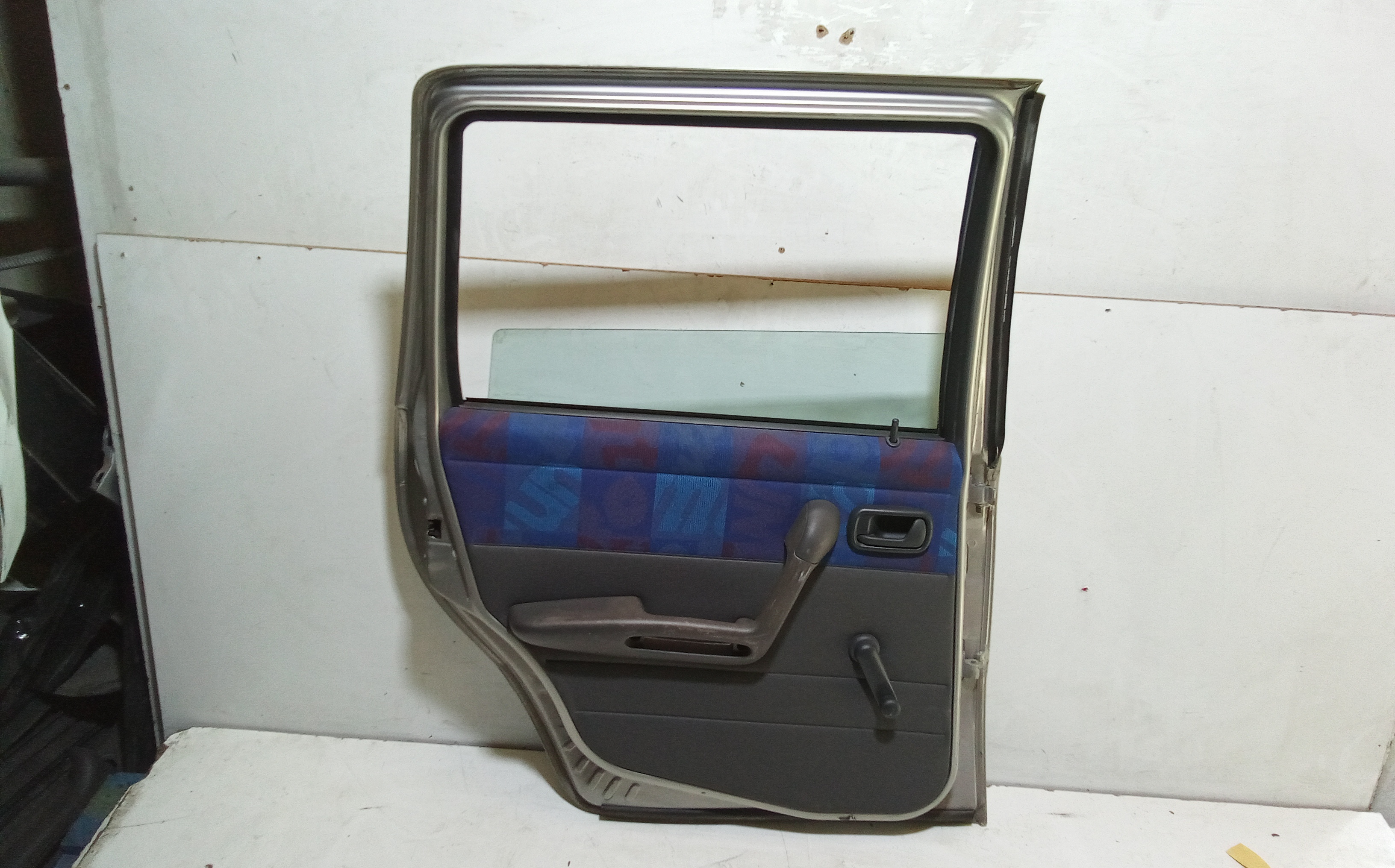 Portiera Posteriore Sinistra per Fiat Punto Berlina 5p (1993 - 1999)