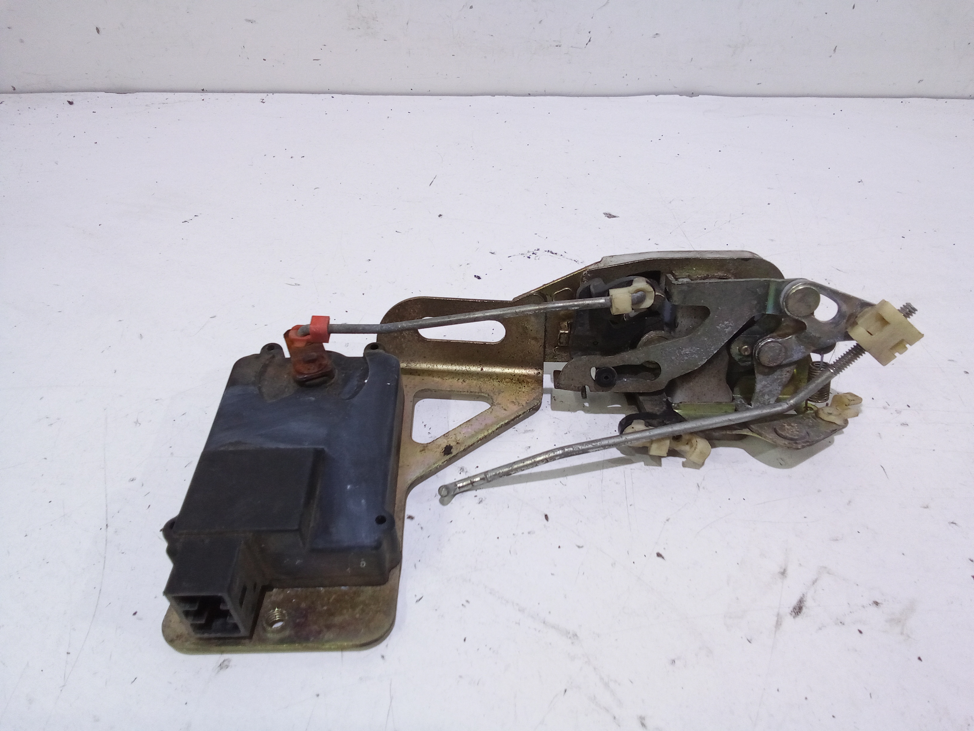 Serratura Anteriore Destra per Dr 1 1 Serie (2009 - 2014)