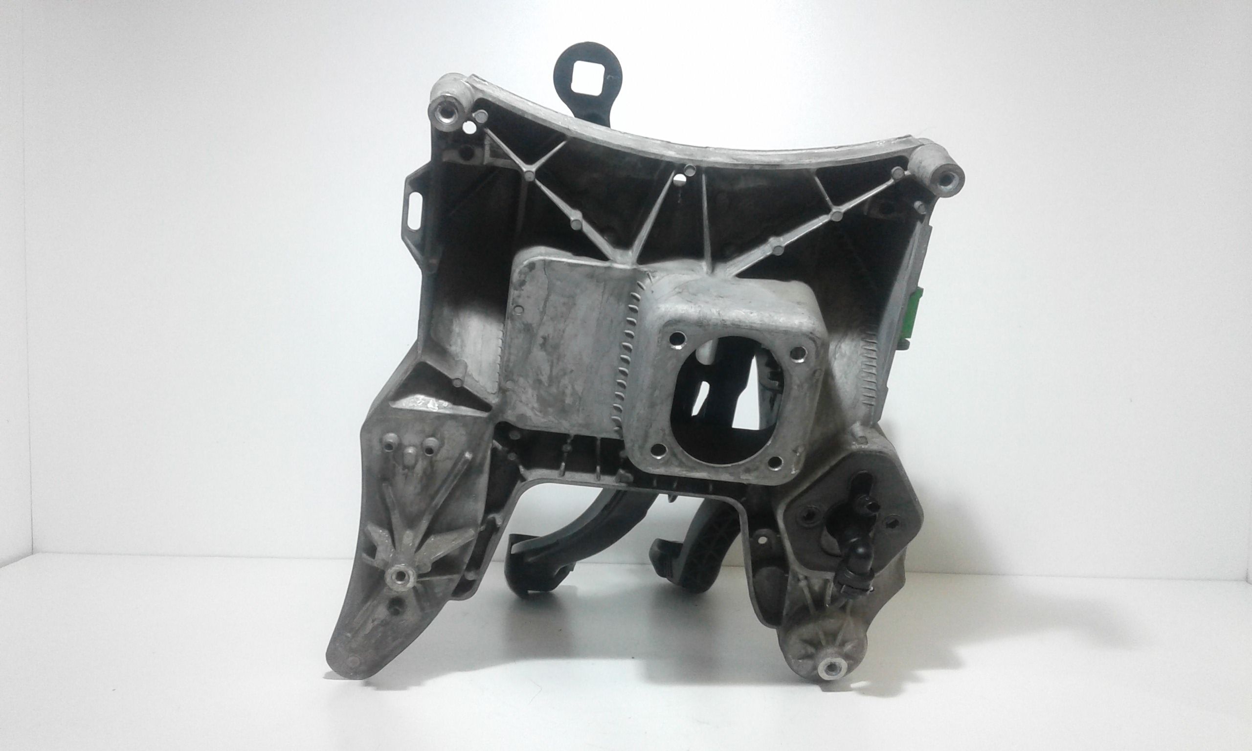 Pedaliera Freno + frizione VOLKSWAGEN Touareg 1 Serie