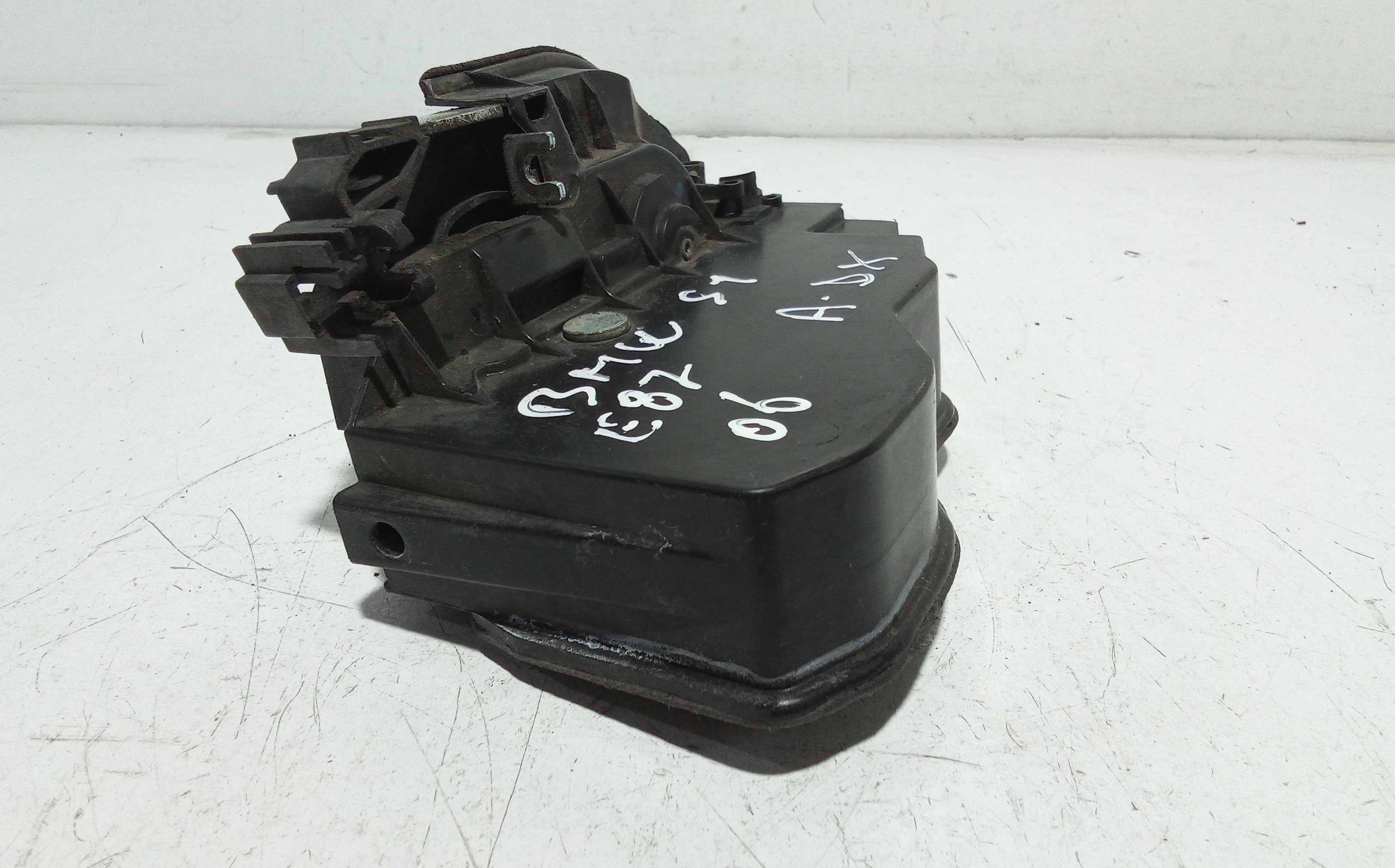 Serratura Anteriore Destra per Bmw Serie 1 Serie (e87) (04>07) (2004 - 2007)