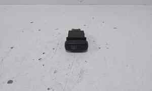 Pulsante Tergilunotto posteriore per Suzuki Ignis 2 Serie (2003 - 2009)