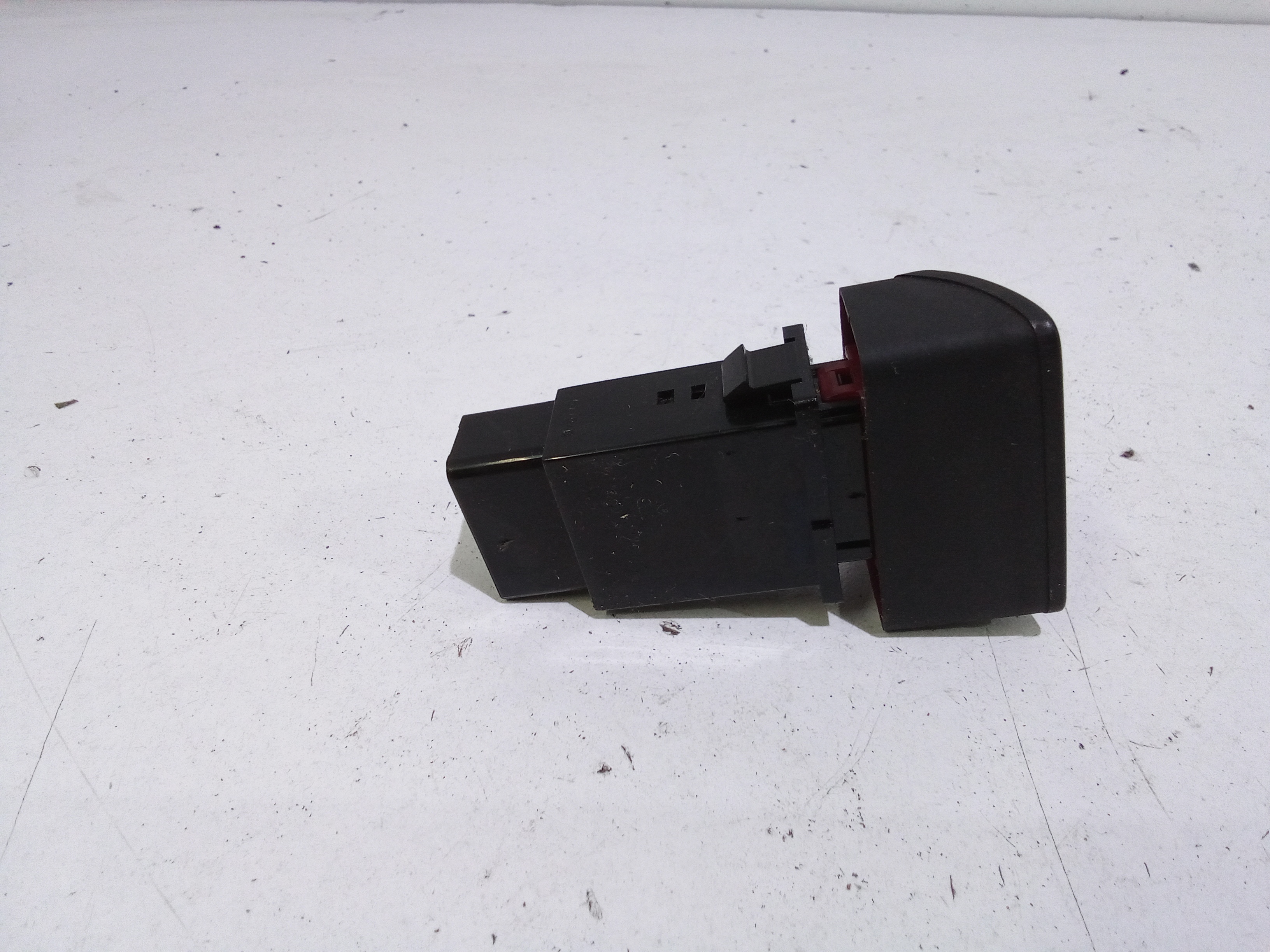 Pulsante luci di emergenza per Kia Sportage Serie (04>10) (2004 - 2010)