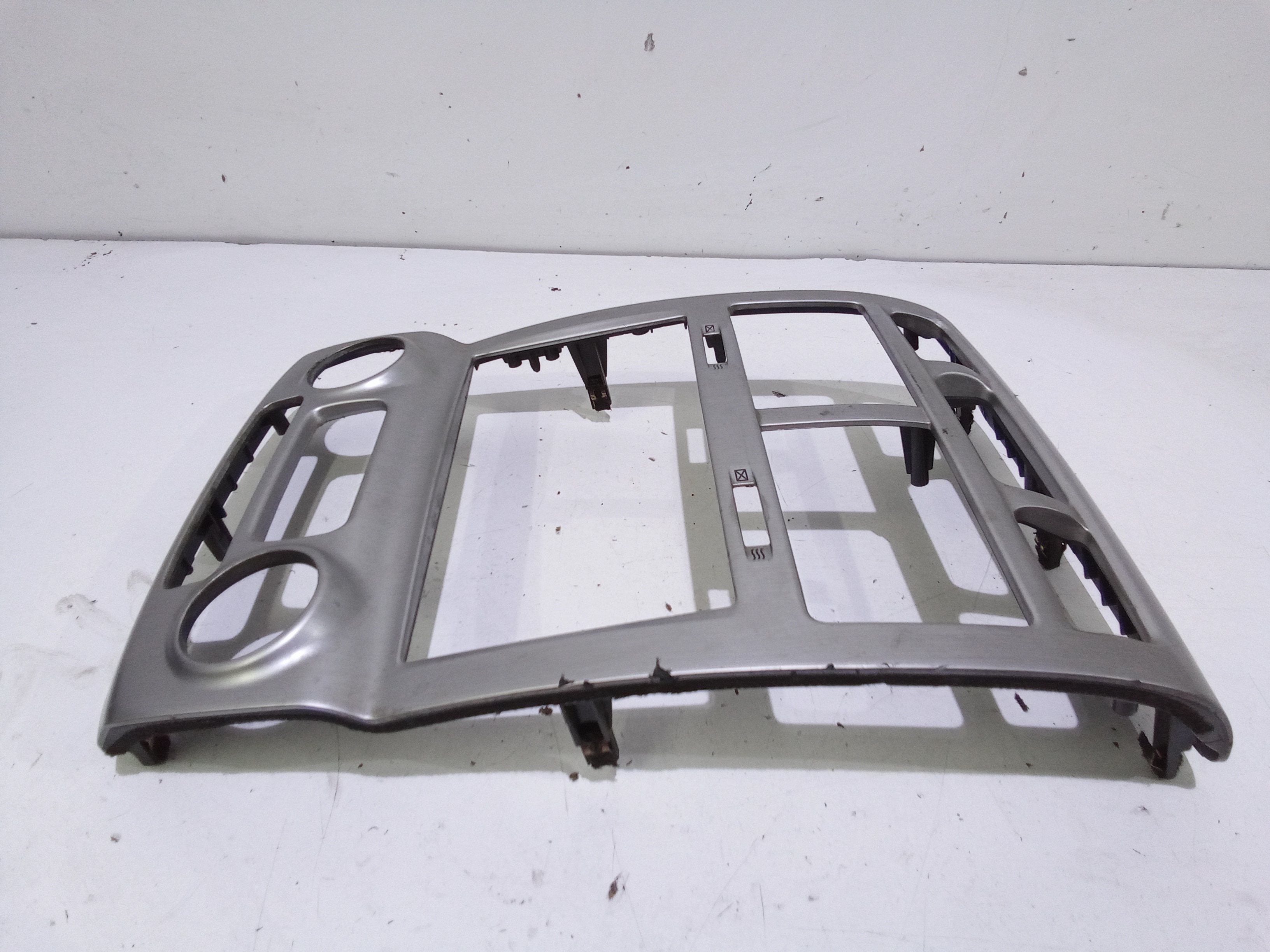 Modanatura Centrale Cruscotto per Kia Sportage Serie (04>10) (2004 - 2010)