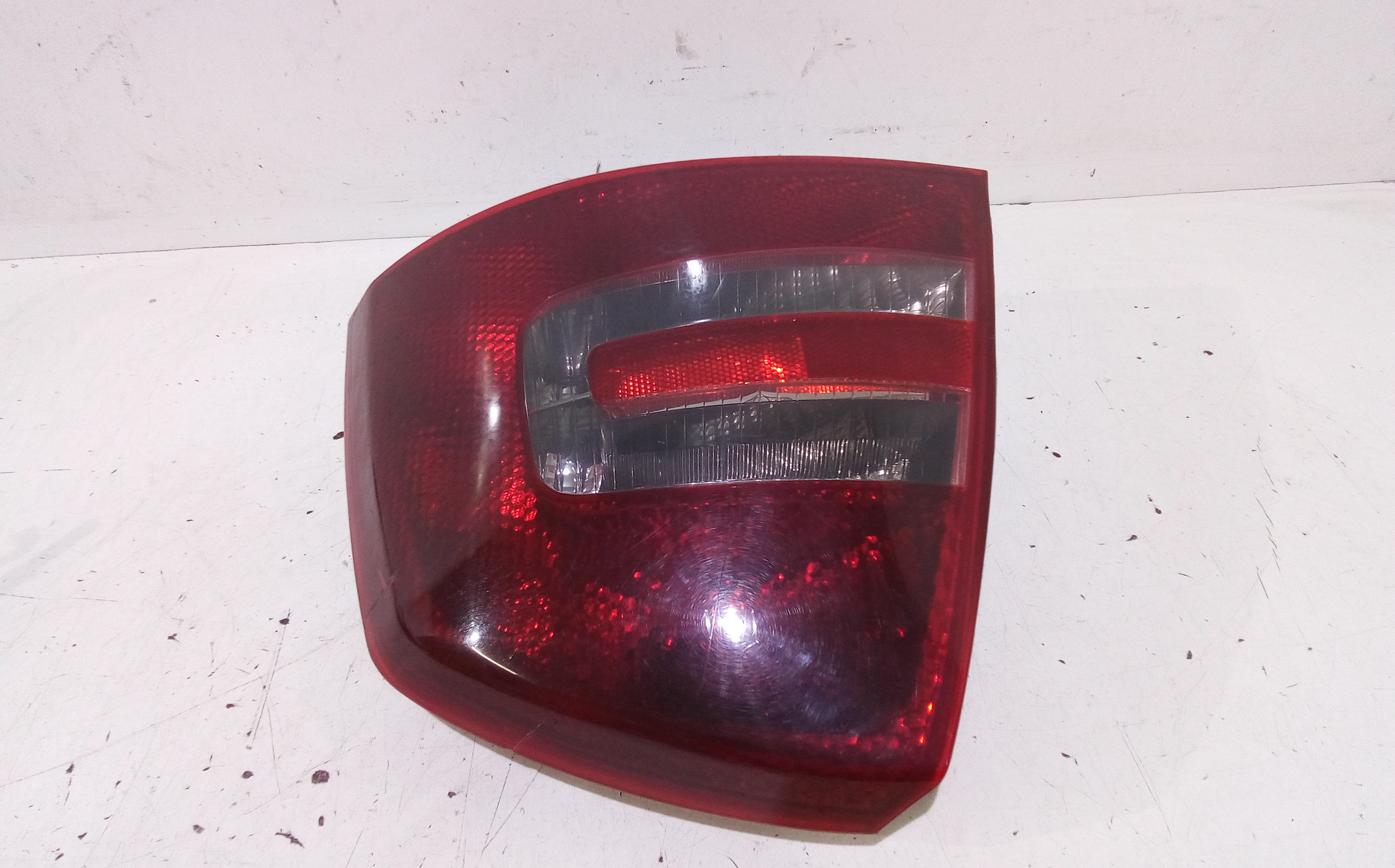 Stop fanale posteriore Destro Passeggero per Skoda Octavia Berlina 3 Serie (2004 - 2011)