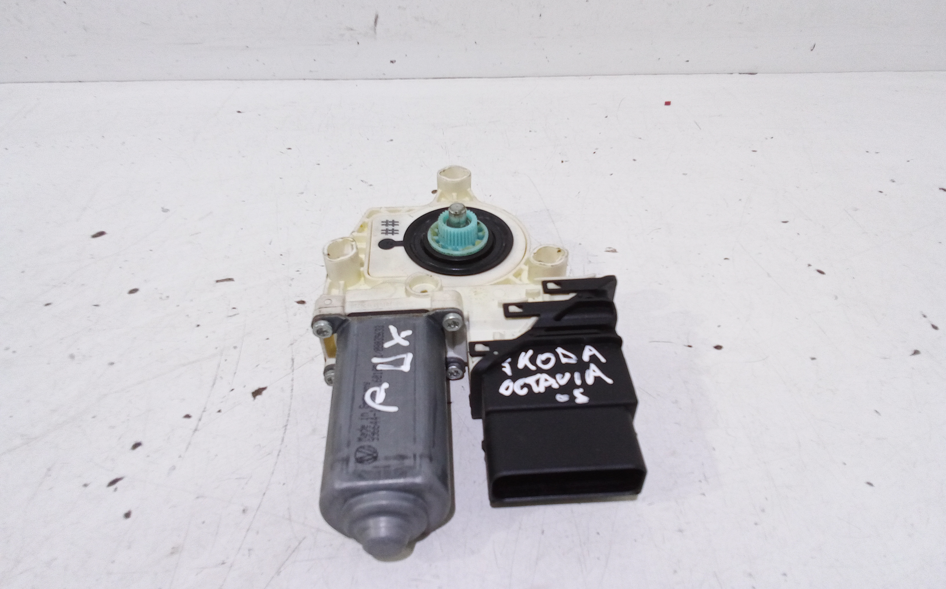 Motorino Alzavetro posteriore destra per Skoda Octavia S. Wagon 3 Serie (2004 - 2008)