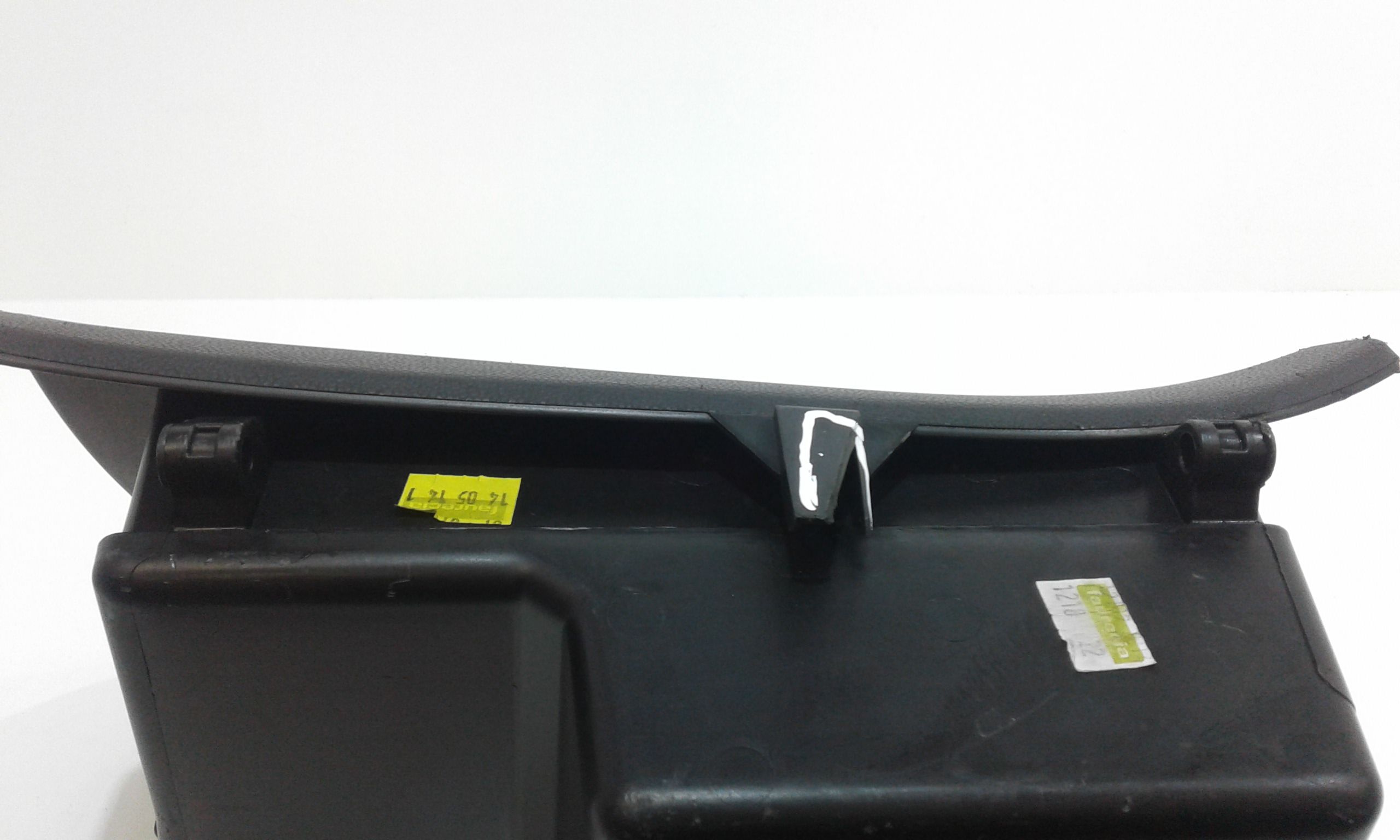 Cassetto porta oggetti FORD Fiesta 6 Serie