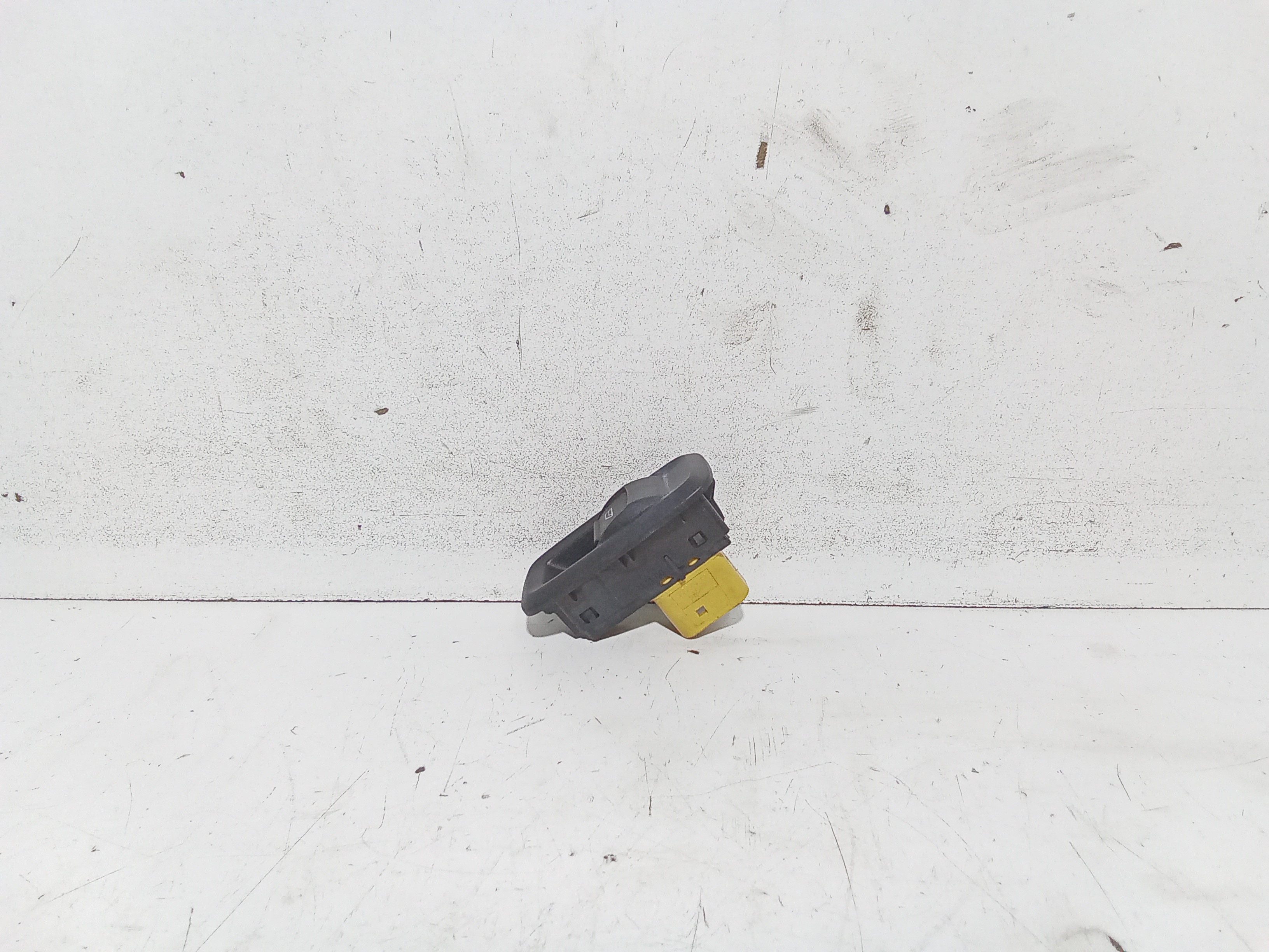 Pulsantiera Posteriore Destra per Ford Fiesta 6 Serie (2008 - 2017)