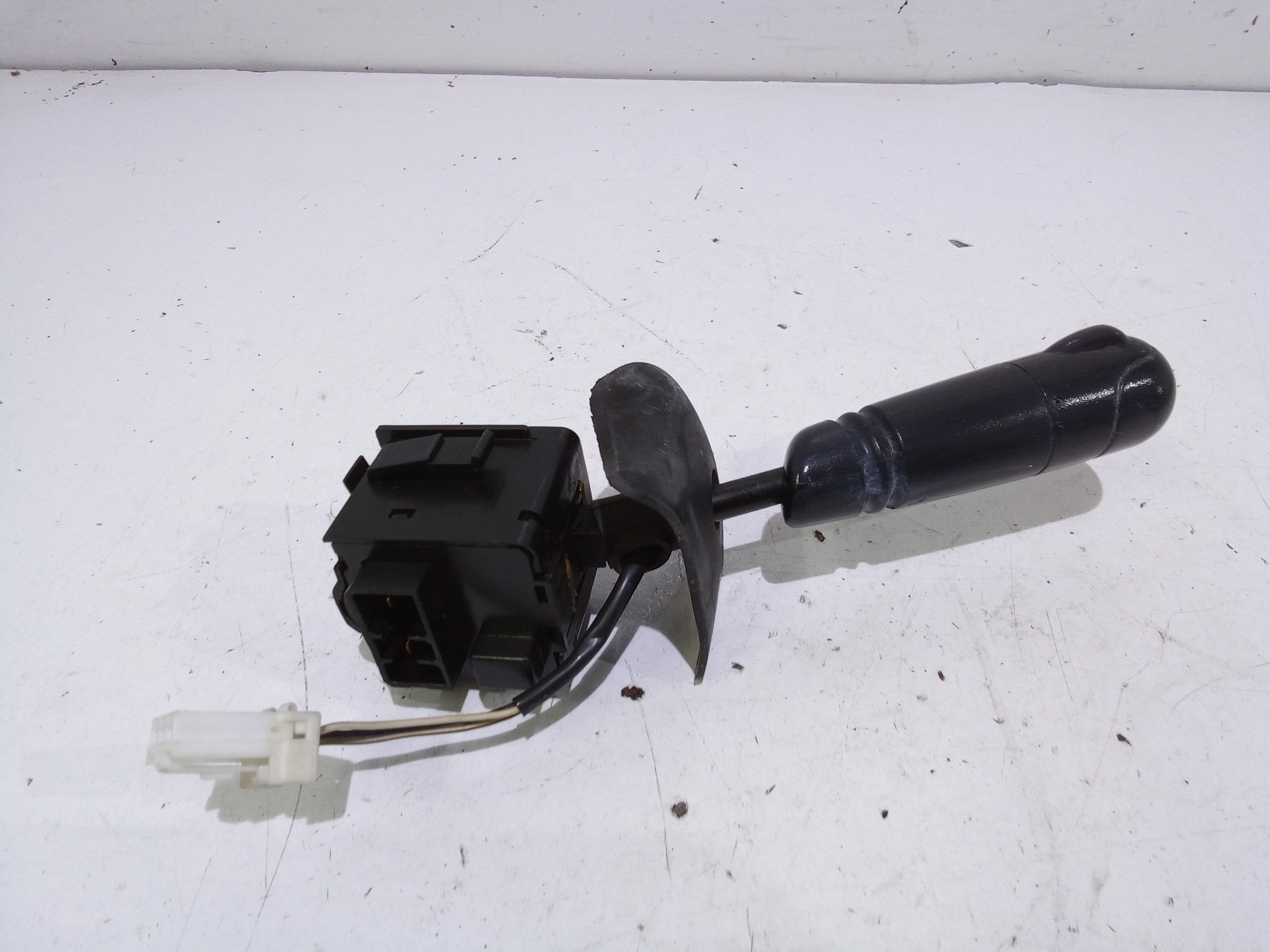 Devioluci sinistro per Daewoo Leganza 1 Serie (1997 - 2002)