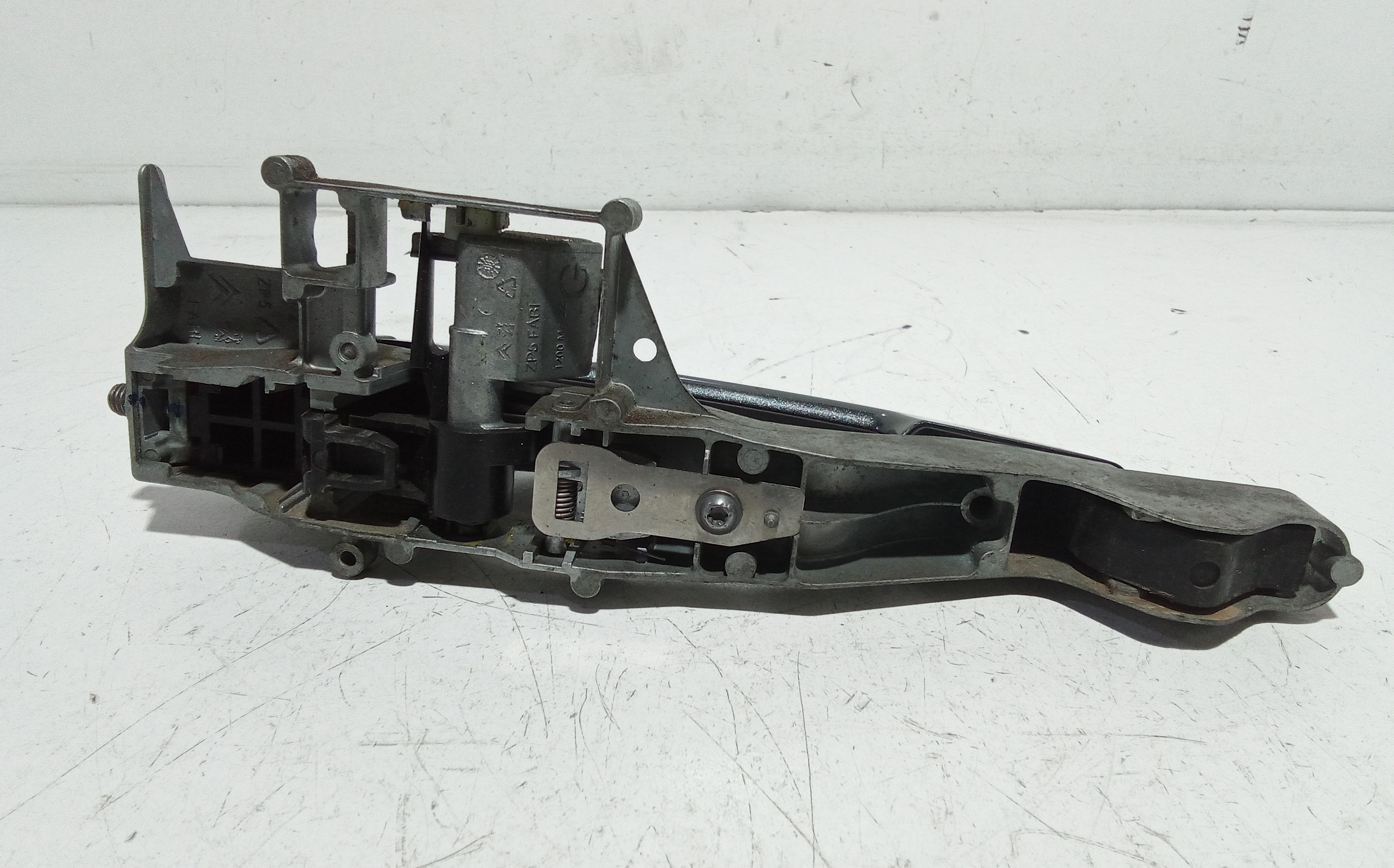 Maniglia esterna Posteriore Sinistra per Peugeot 308 Serie (07>14) (2007 - 2014)