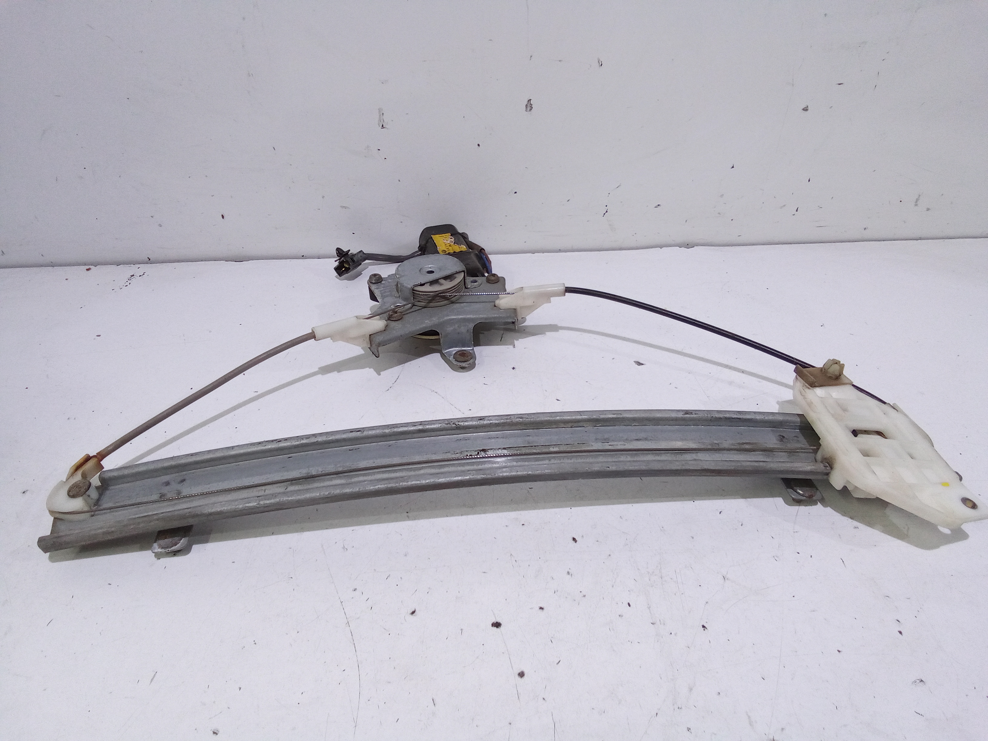 Cremagliera anteriore sinistra Guida per Daewoo Leganza 1 Serie (1997 - 2002)