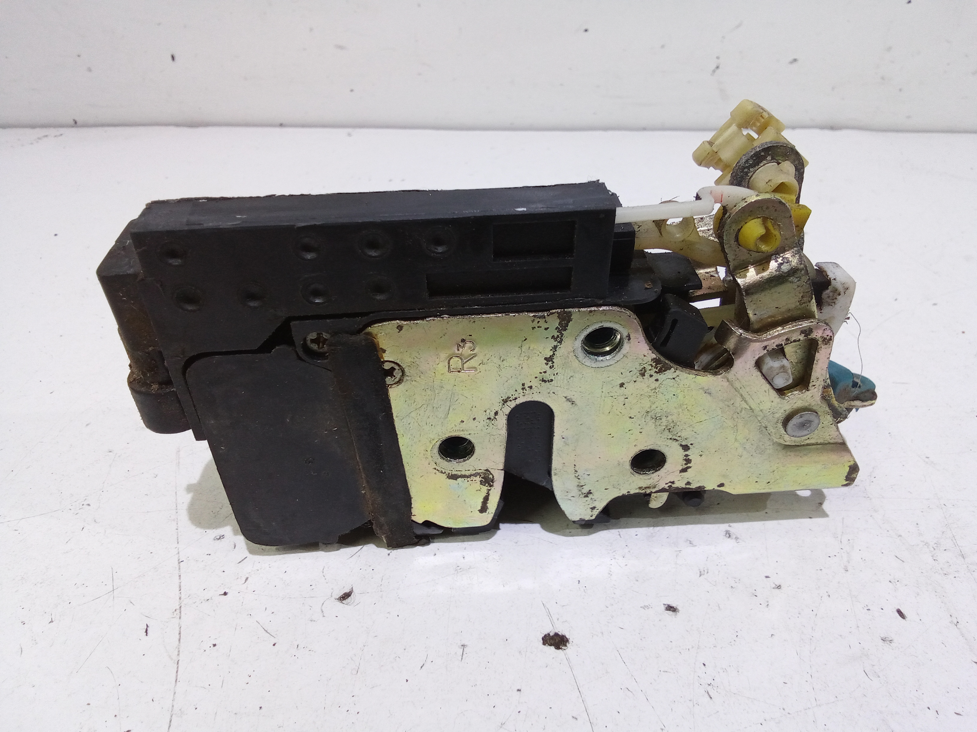 Serratura Anteriore Destra per Daewoo Leganza 1 Serie (1997 - 2002)