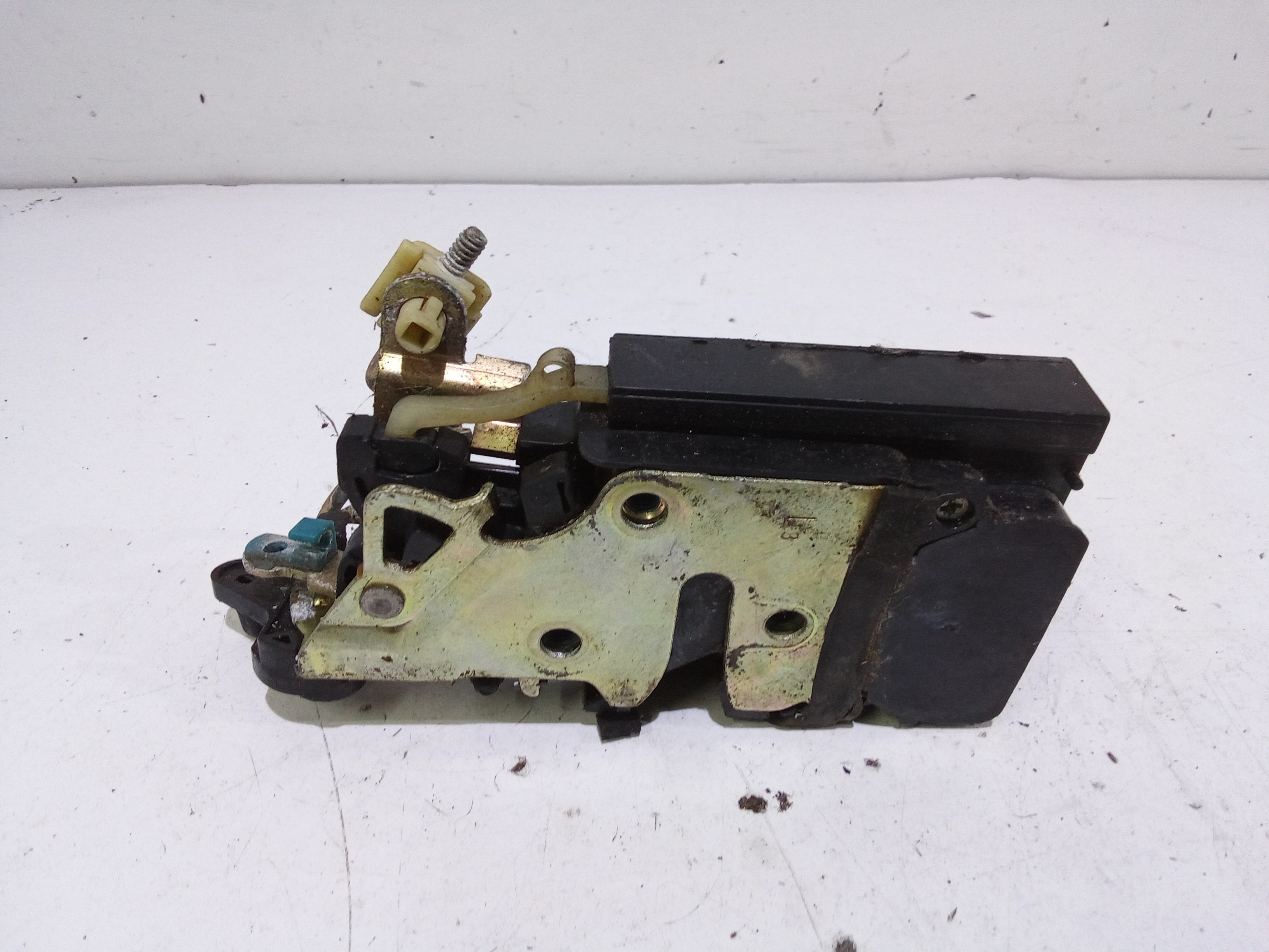 Serratura Posteriore Sinistra per Daewoo Leganza 1 Serie (1997 - 2002)