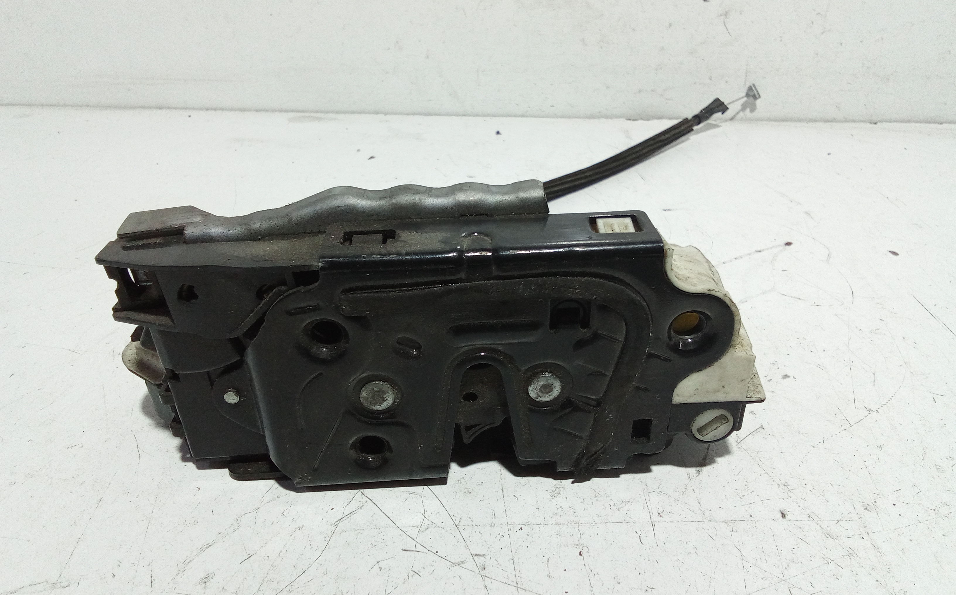 Serratura Posteriore Sinistra per Volkswagen Tiguan 1 Serie (2007 - 2011)