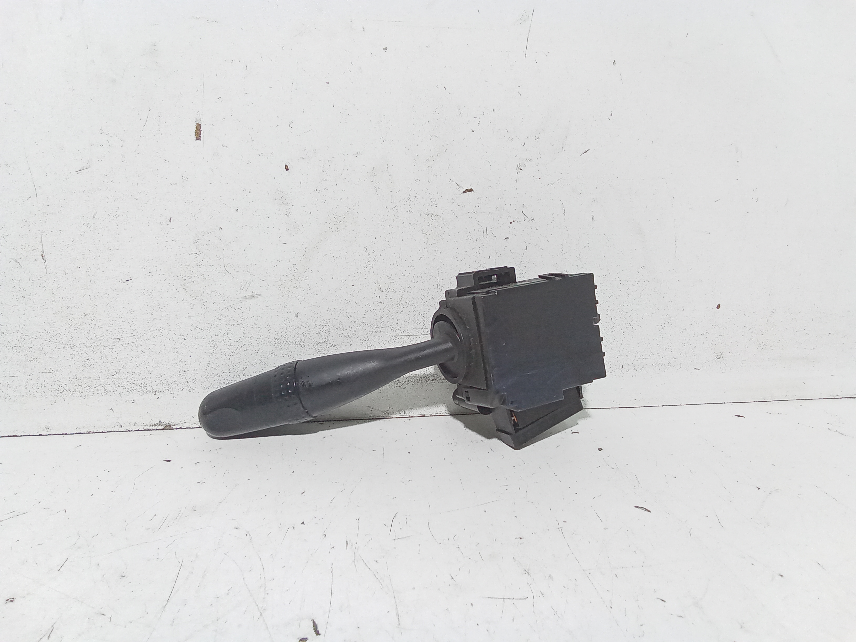 Devioluci destro per Suzuki Swift 4 Serie (04>10) (2004 - 2010)