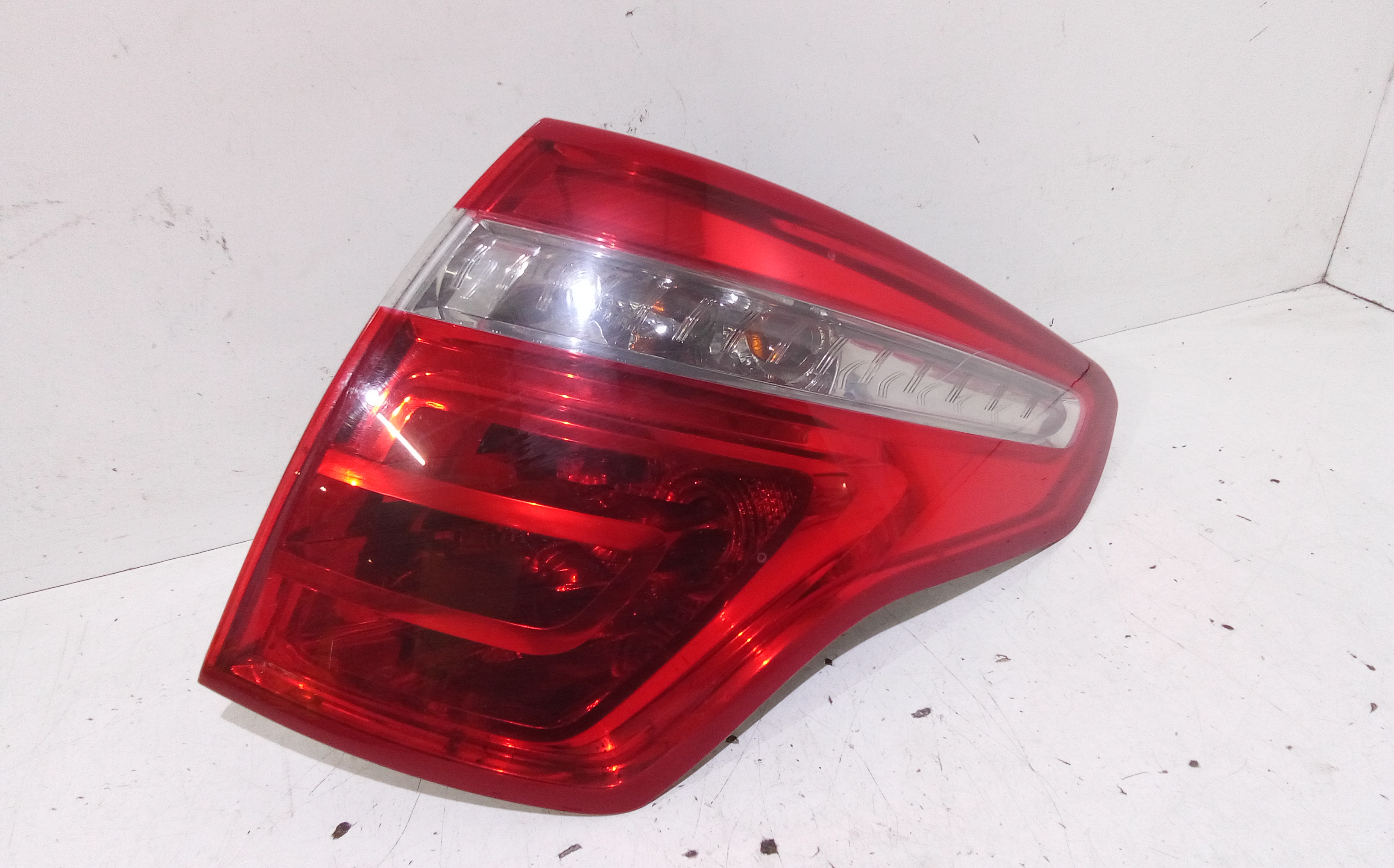 Stop fanale posteriore Destro Passeggero per Citroen C4 Picasso (06>13) Mk1 (2006 - 2013)