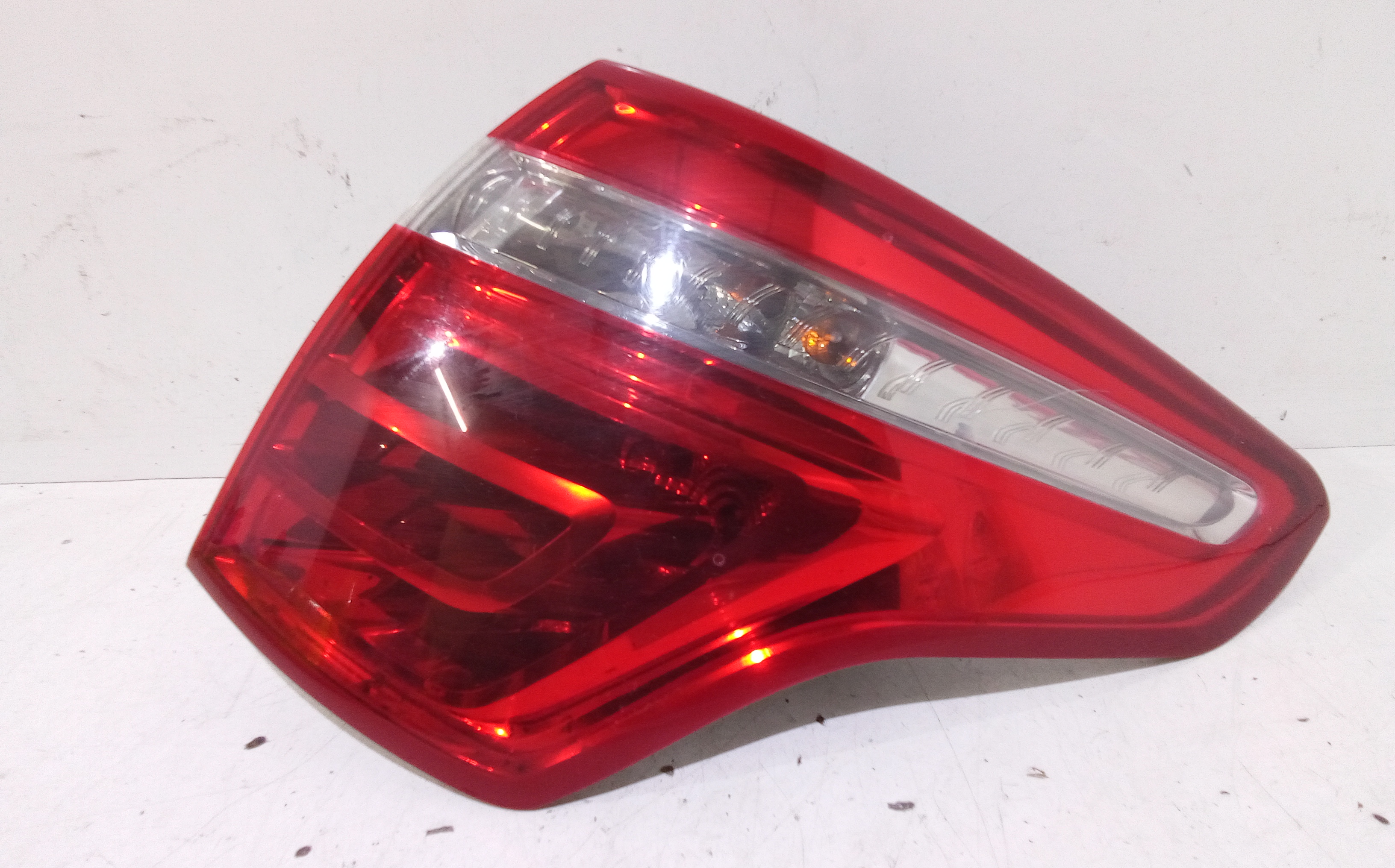 Stop fanale posteriore Destro Passeggero per Citroen C4 Picasso (06>13) Mk1 (2006 - 2013)