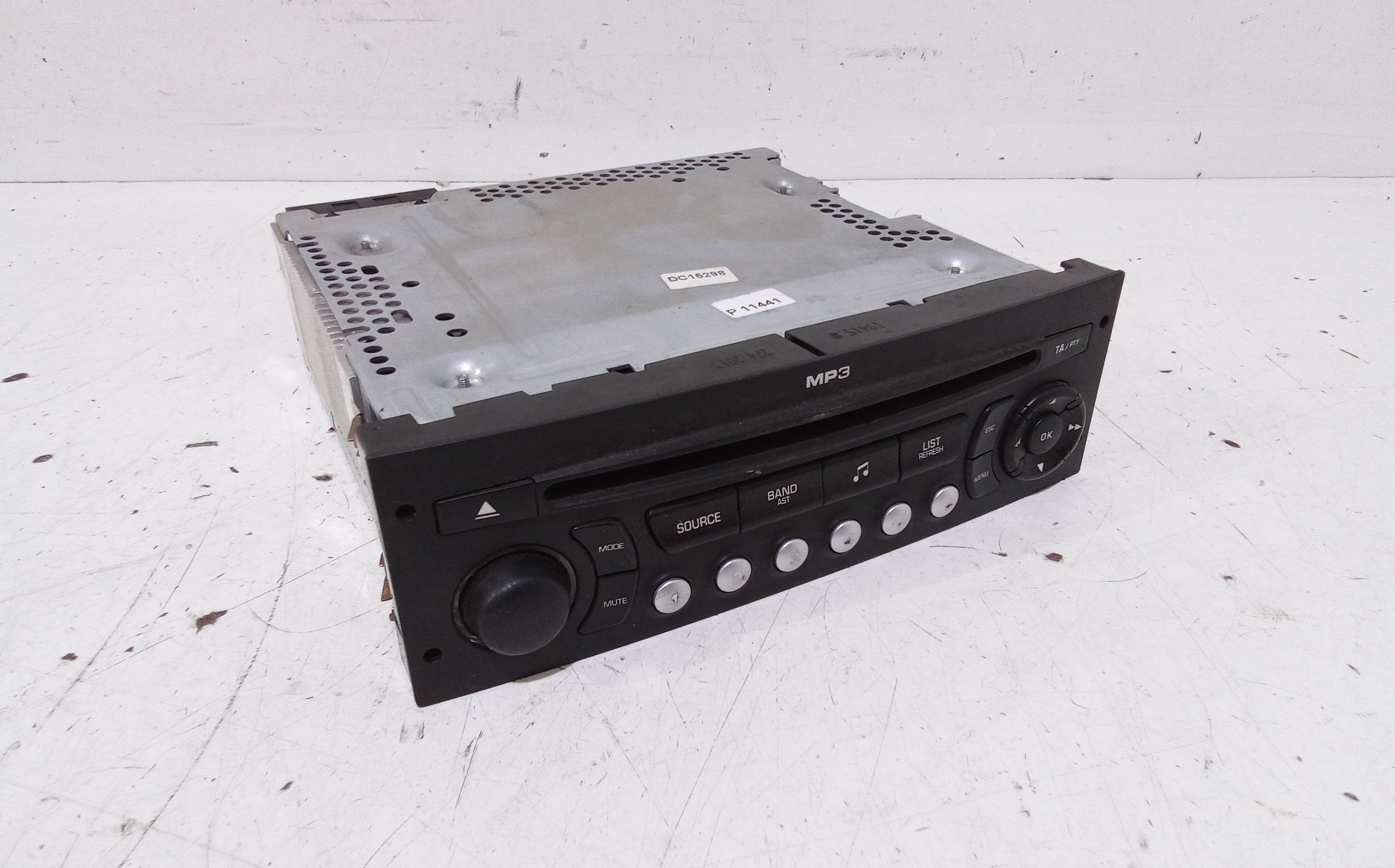 Autoradio MP3 per Citroen C4 Picasso (06>13) Mk1 (2006 - 2013)