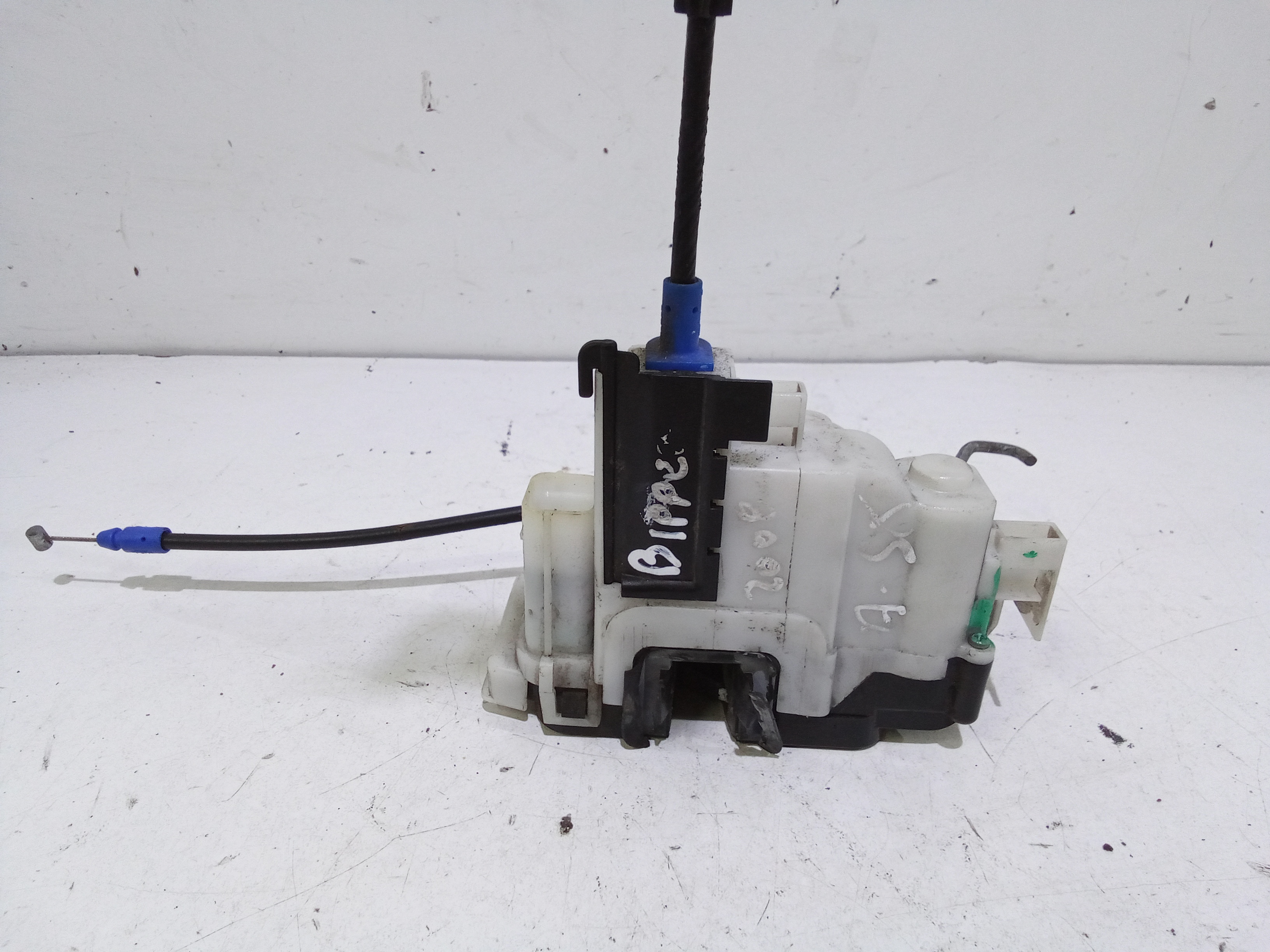 Serratura Anteriore Sinistra per Peugeot Bipper 1 Serie (2007 - In produzione)