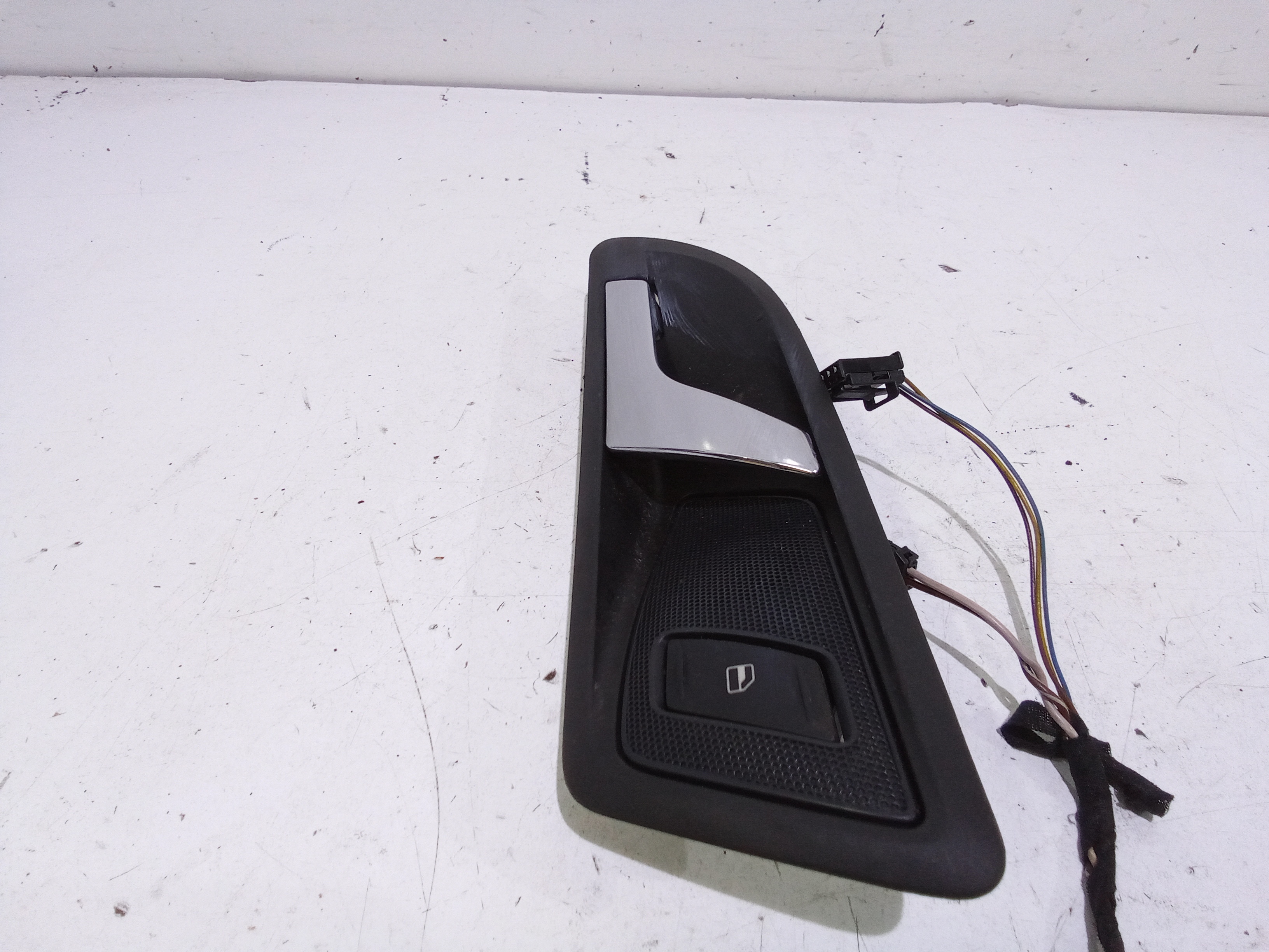 Maniglia interna Posteriore Sinistra per Skoda Octavia Berlina 3 Serie (2004 - 2011)