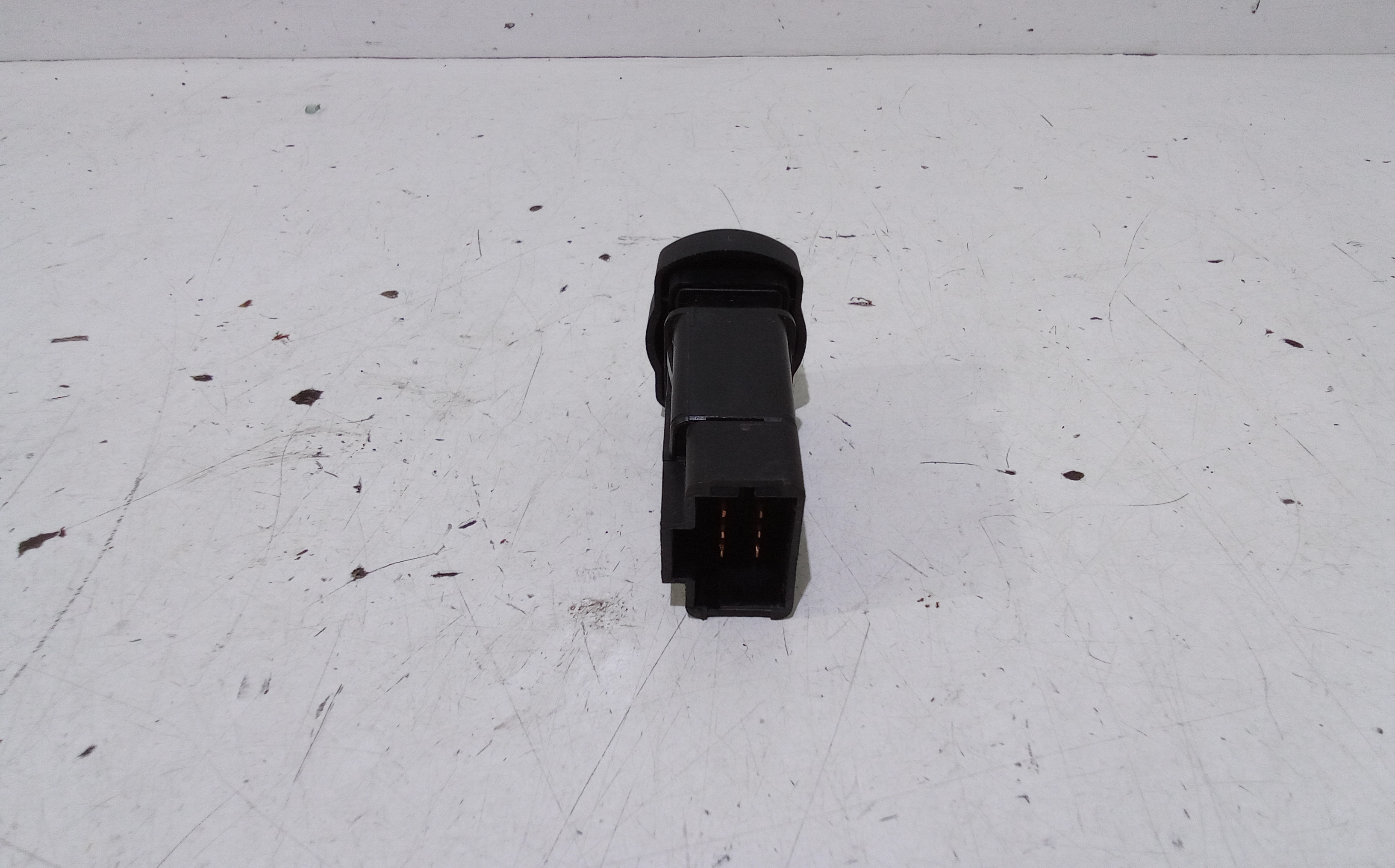 Pulsante luci di emergenza per Dacia Sandero 1 Serie (2008 - 2012)