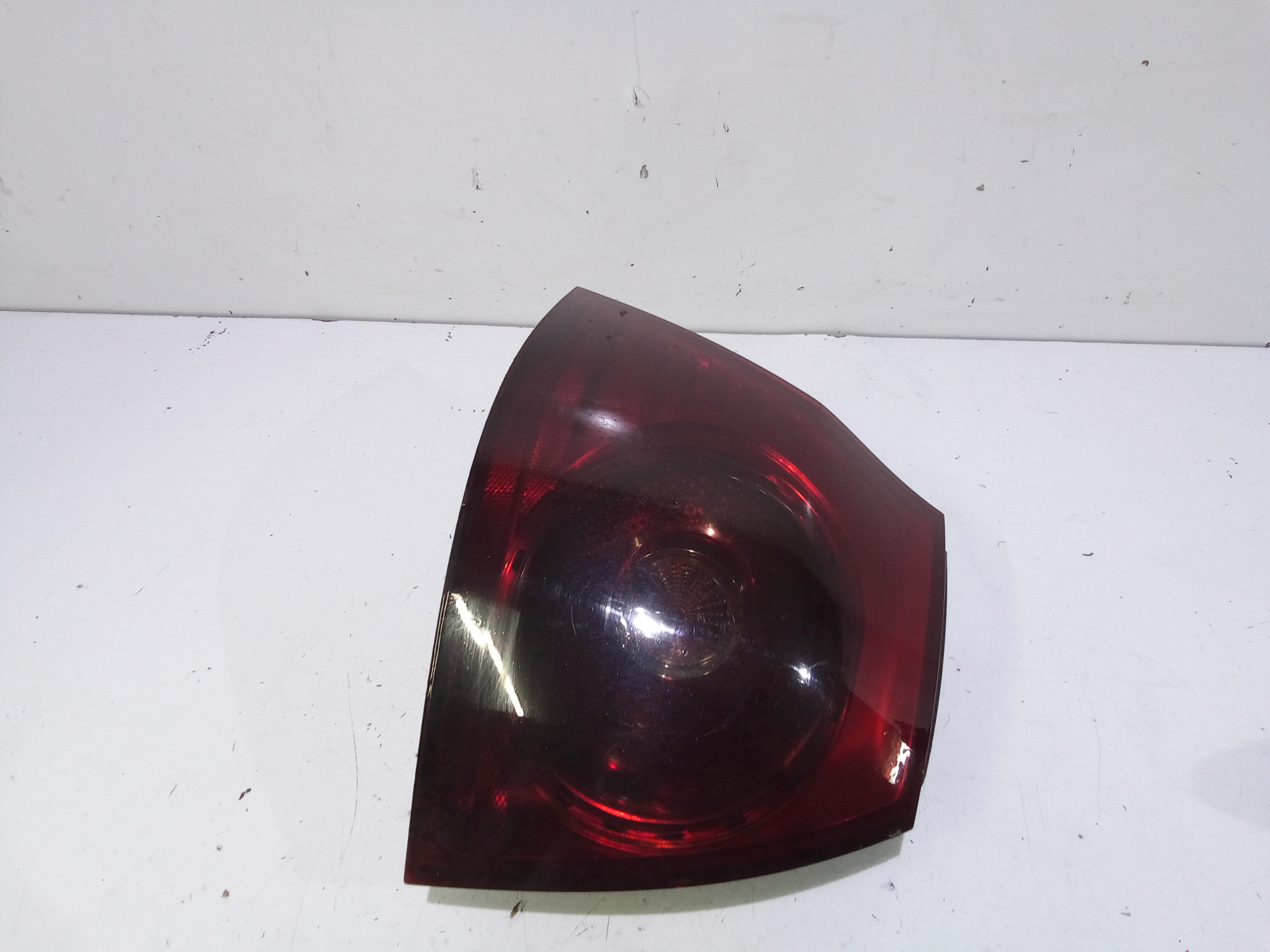 Stop fanale Posteriore sinistro lato Guida per Volkswagen Golf 5 Berlina (03>08) (2003 - 2008)