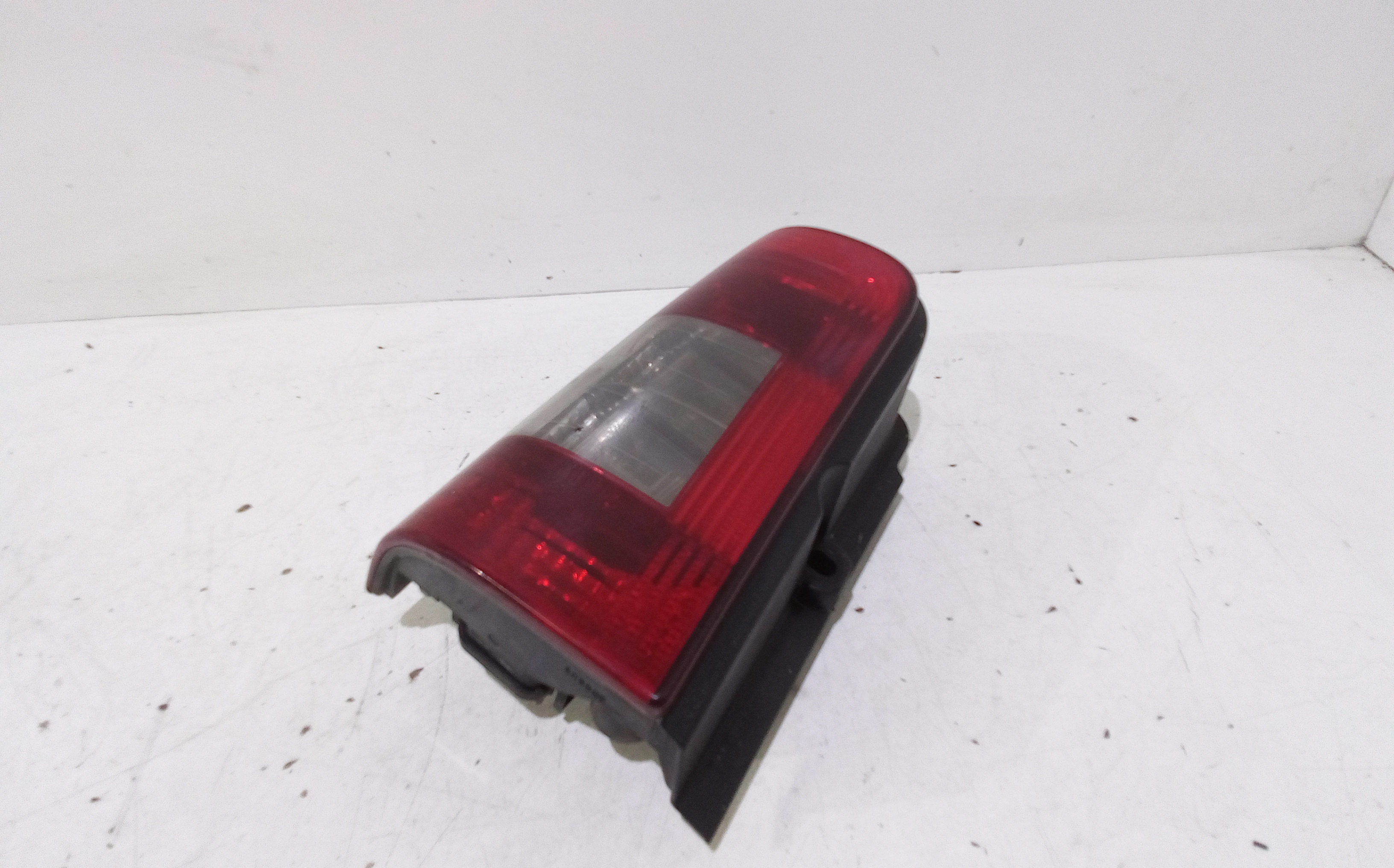 Stop fanale Posteriore sinistro lato Guida per Peugeot Ranch 2 Serie (2002 - 2008)