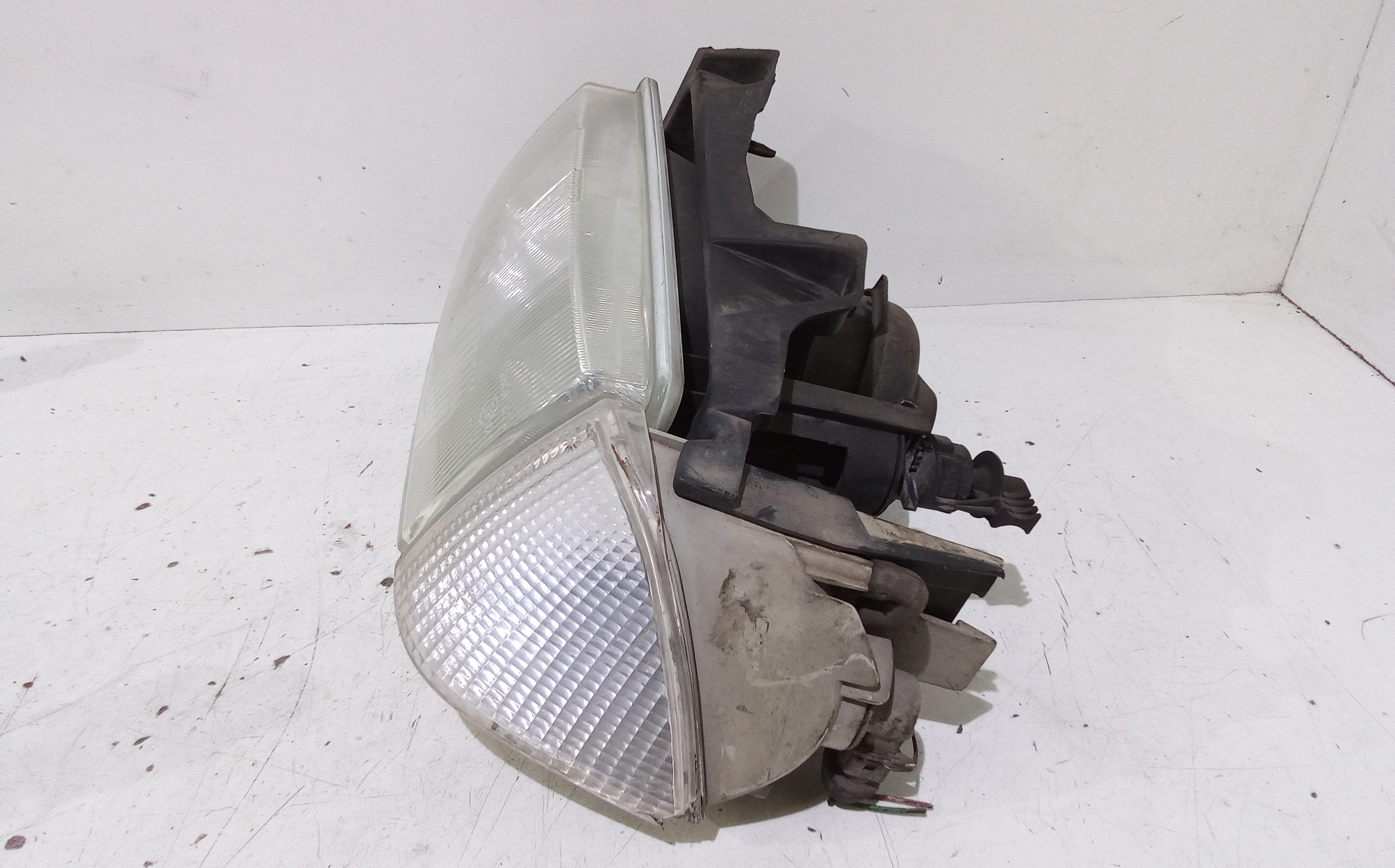 Faro anteriore Sinistro Guida per Fiat Scudo 1 Serie (1994 - 2004)