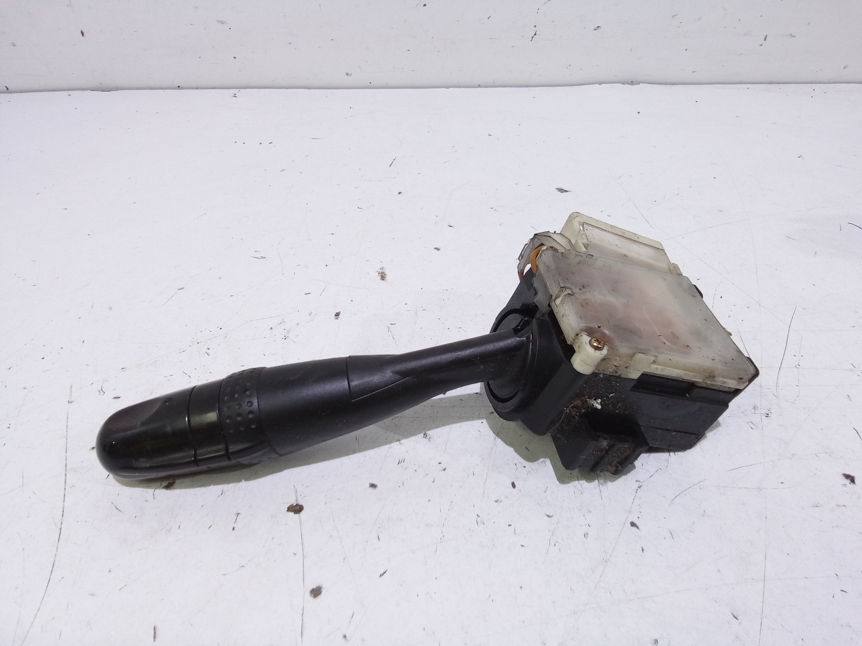 Devioluci sinistro per Daihatsu Sirion 2 Serie (2005 - In produzione)