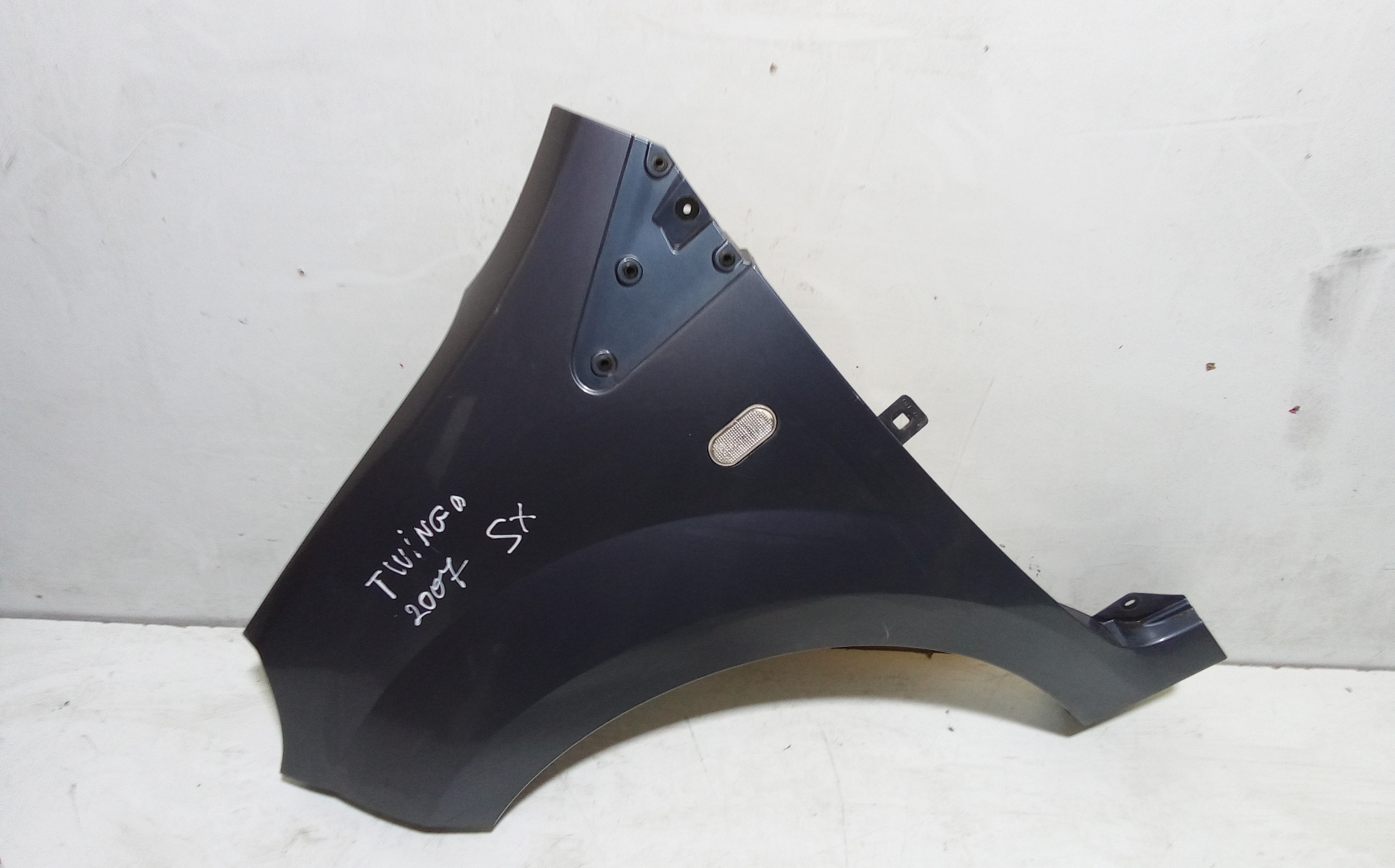 Parafango Anteriore Sinistro per Renault Twingo Ii Serie  (07>14) (2007 - 2014)