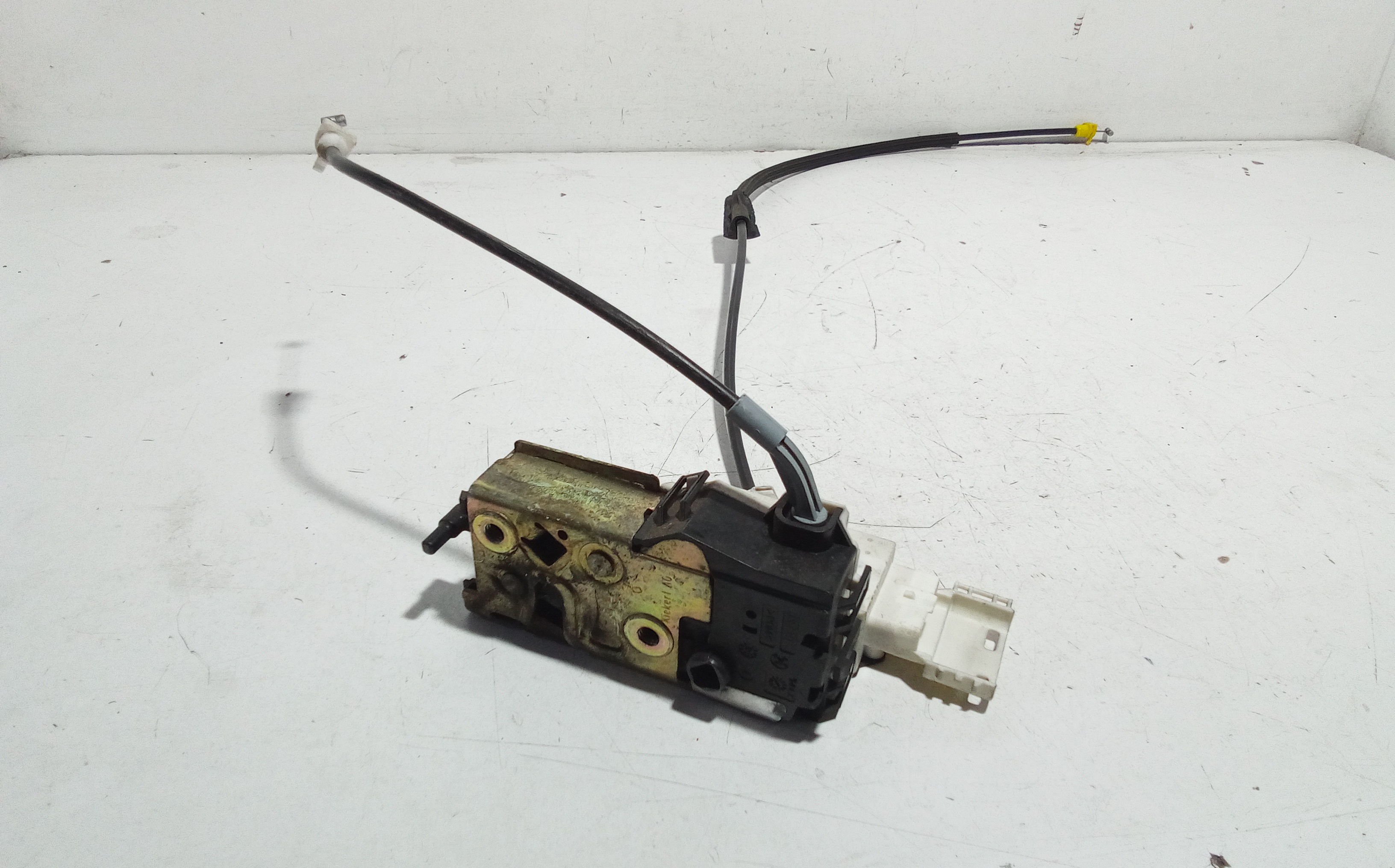 Serratura Anteriore Destra per Citroen C4 Coup 3p (2004 - 2010)