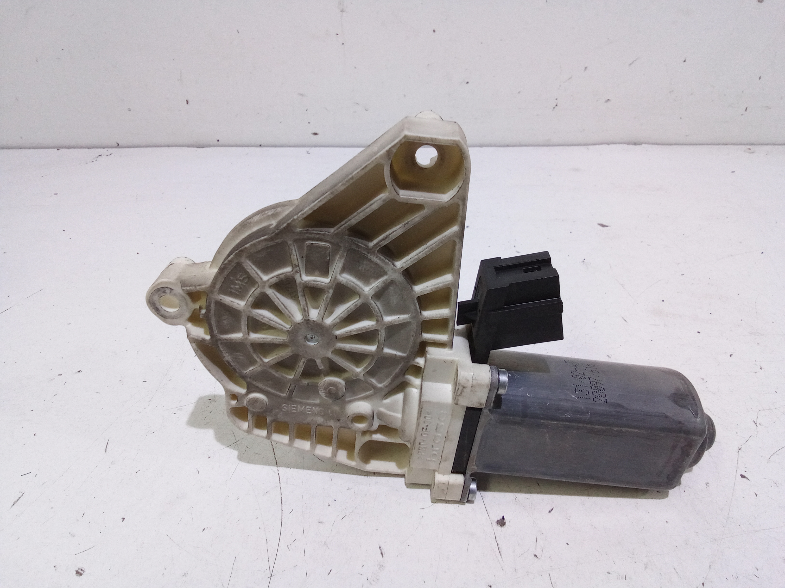 Motorino Alzavetro anteriore Sinistro per Mercedes Classe A W169 4 Serie (2008 - In produzione)