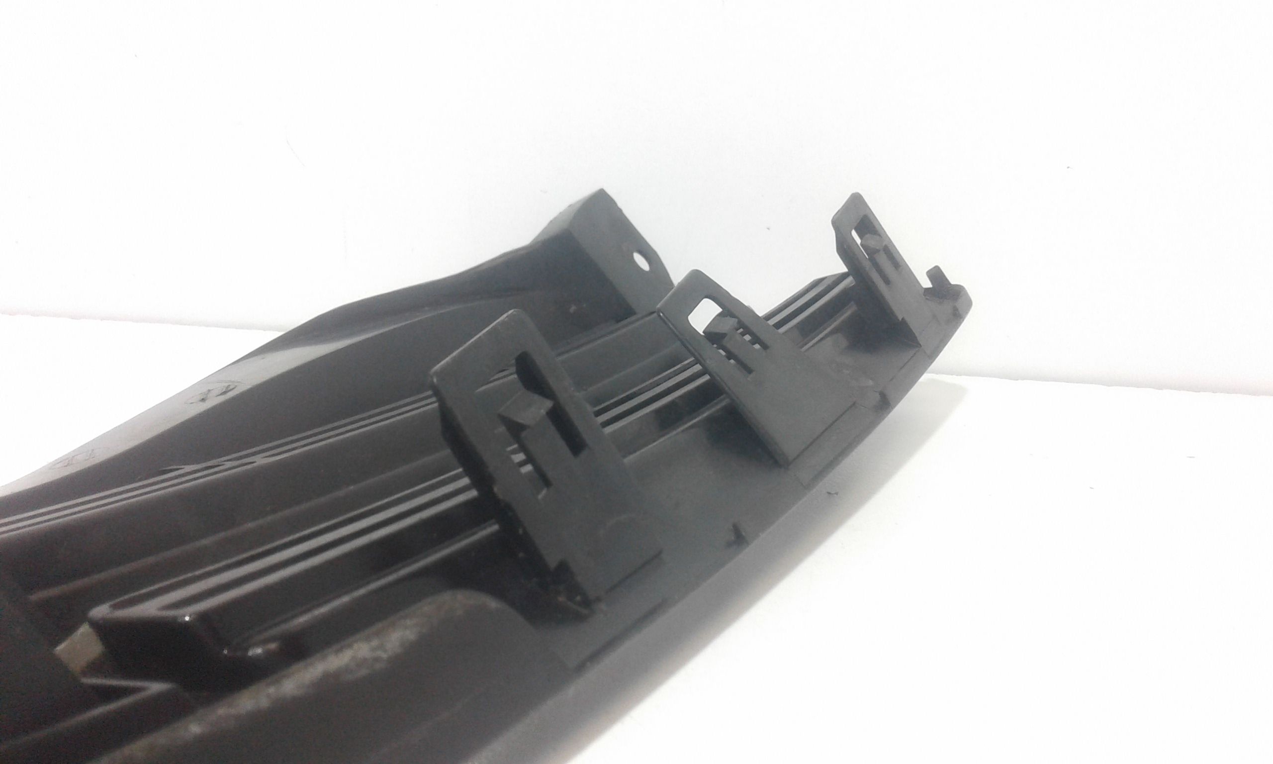 Mascherina anteriore NISSAN Micra 3 Serie