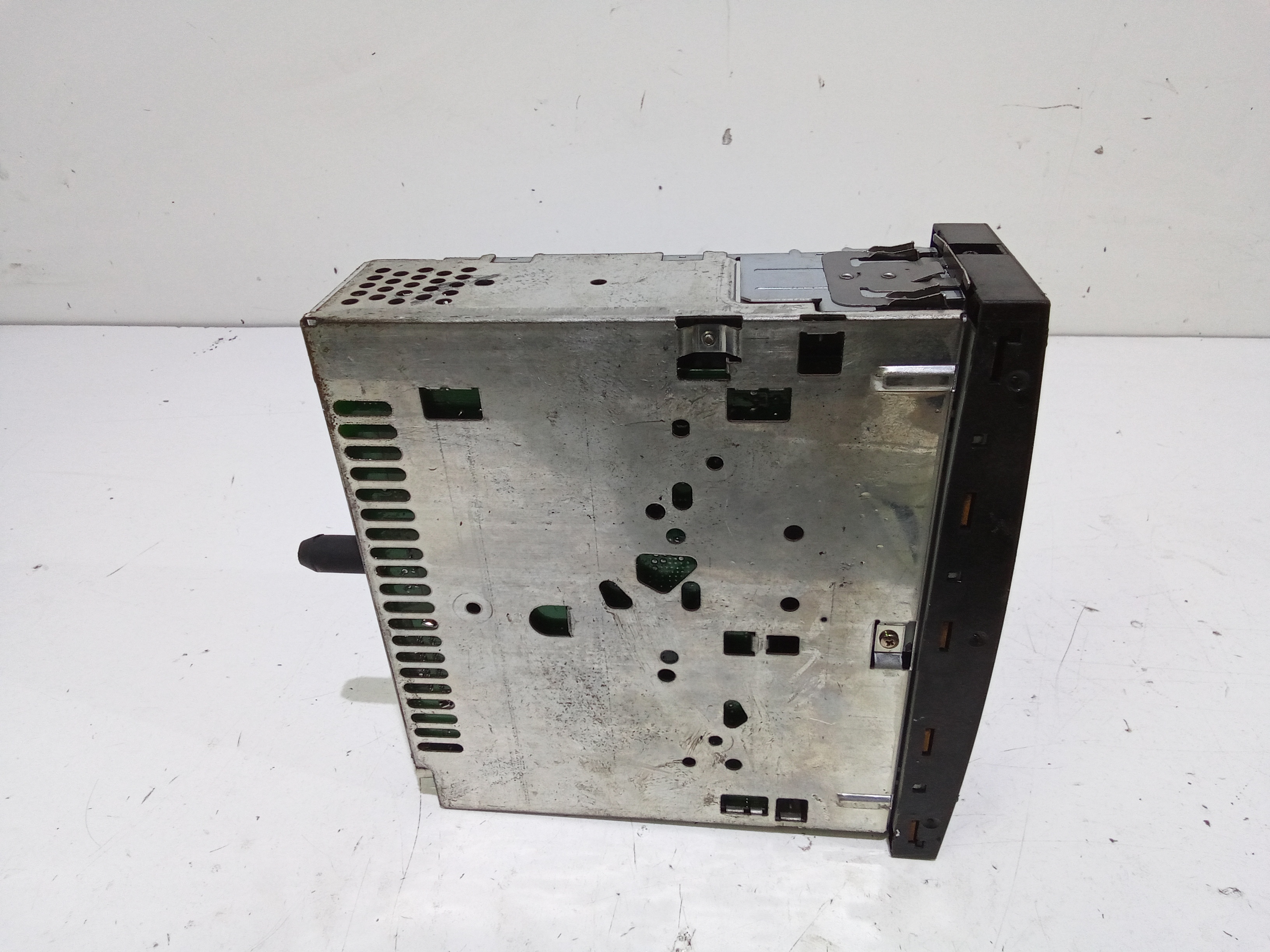 Autoradio per Peugeot 307 Berlina 2 Serie (2005 - In produzione)