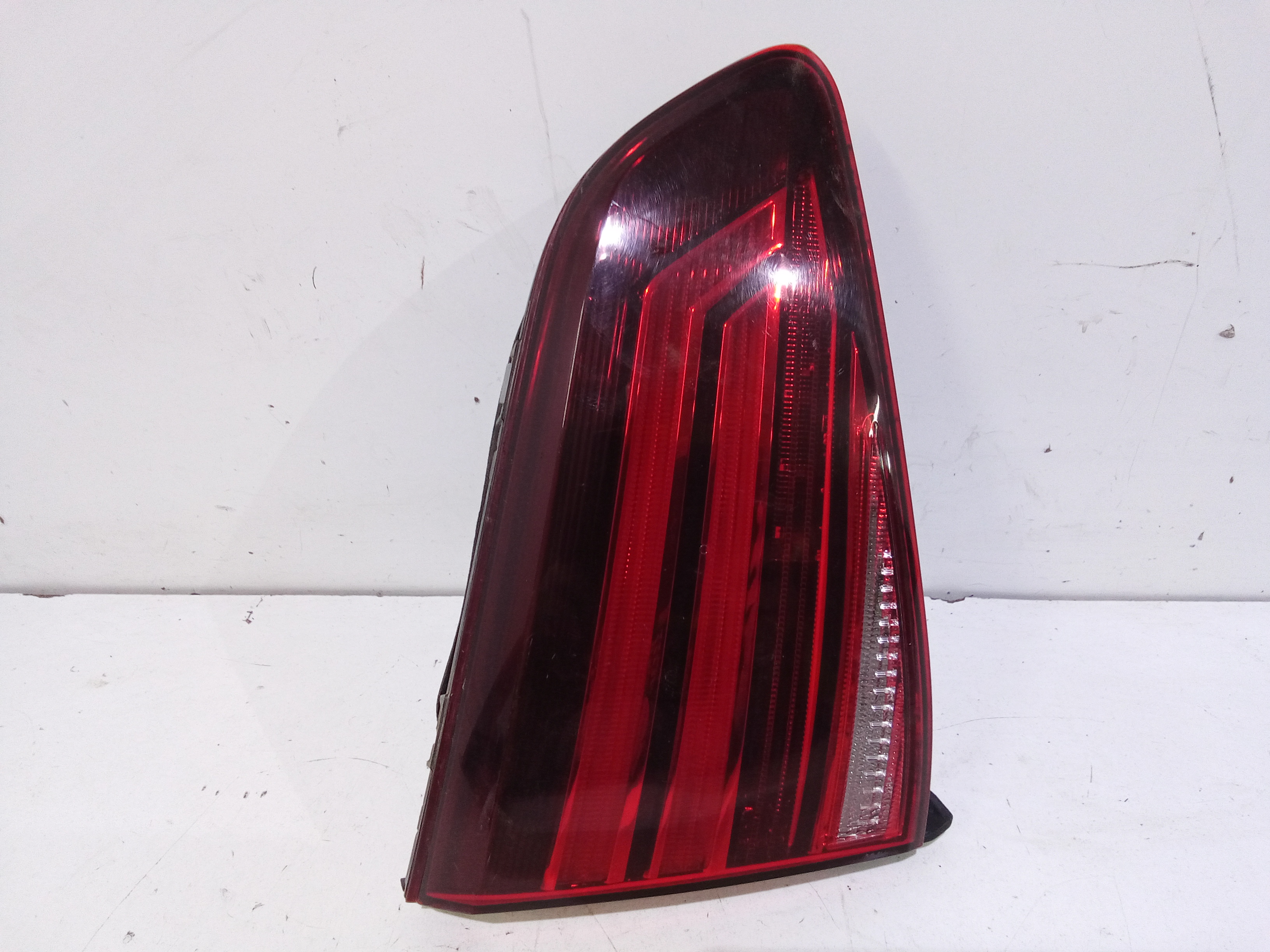 Stop posteriore sinistro a led integrato nel portello per Volkswagen Golf Serie Viii (19>) (2019 - In produzione)