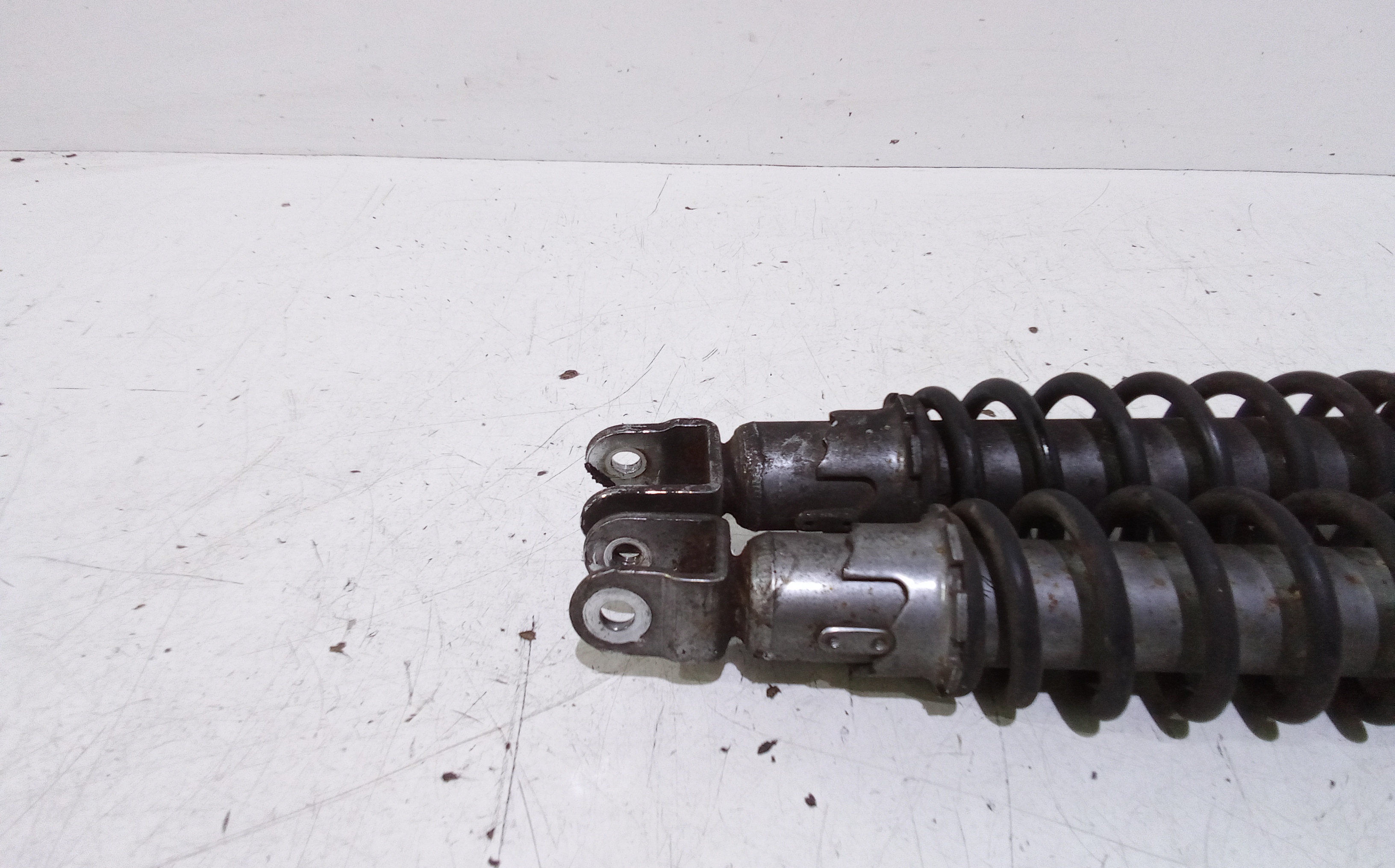 Ammortizzatore/i posteriori per Kymco Agility 125cc R16 (05>06) (2005 - 2006)