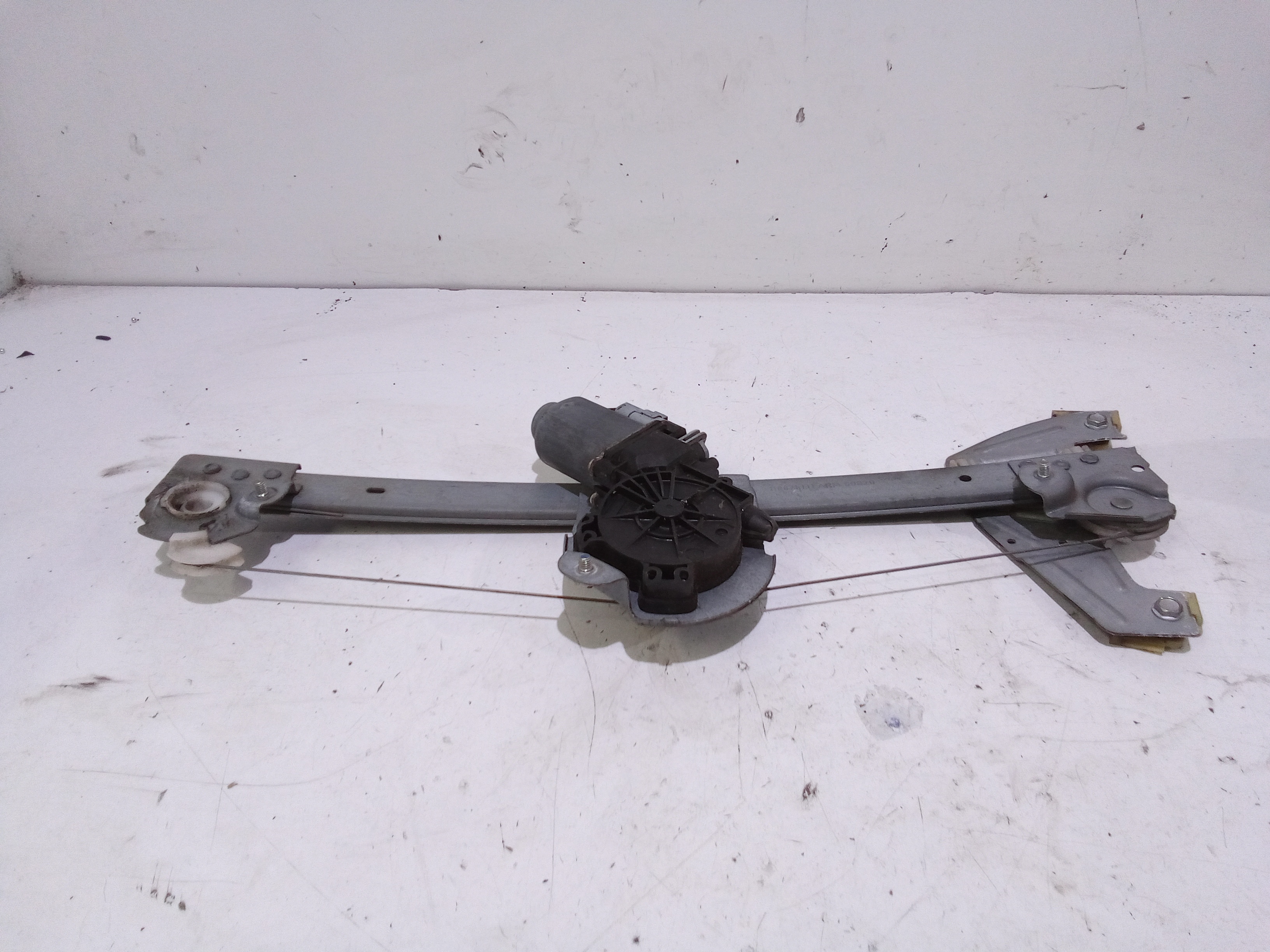 Cremagliera anteriore sinistra Guida per Toyota Aygo 1 Serie (2005 - 2008)