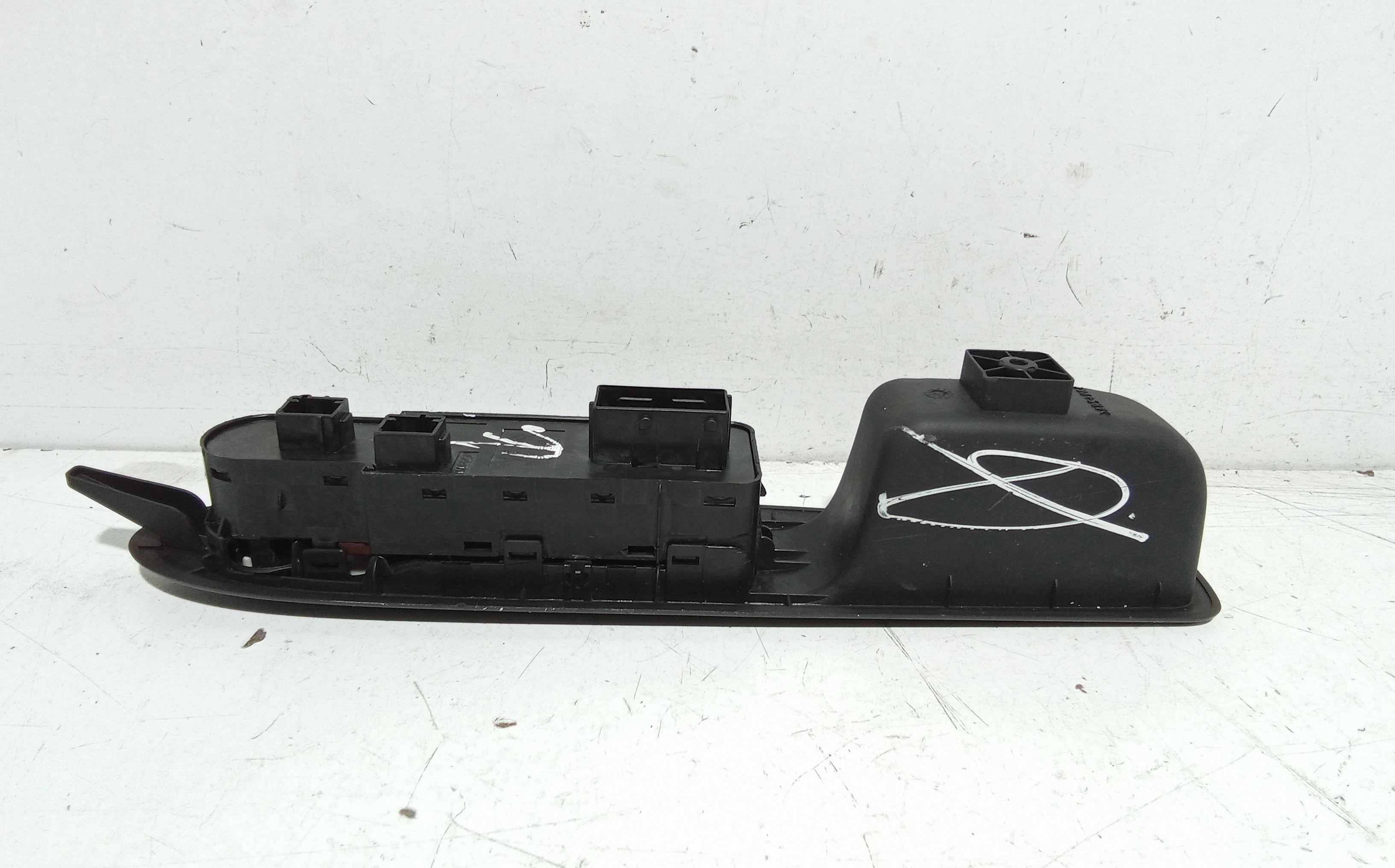 Pulsantiera anteriore sinistra Guida per Kia Cee d 1 Serie (2006 - 2012)