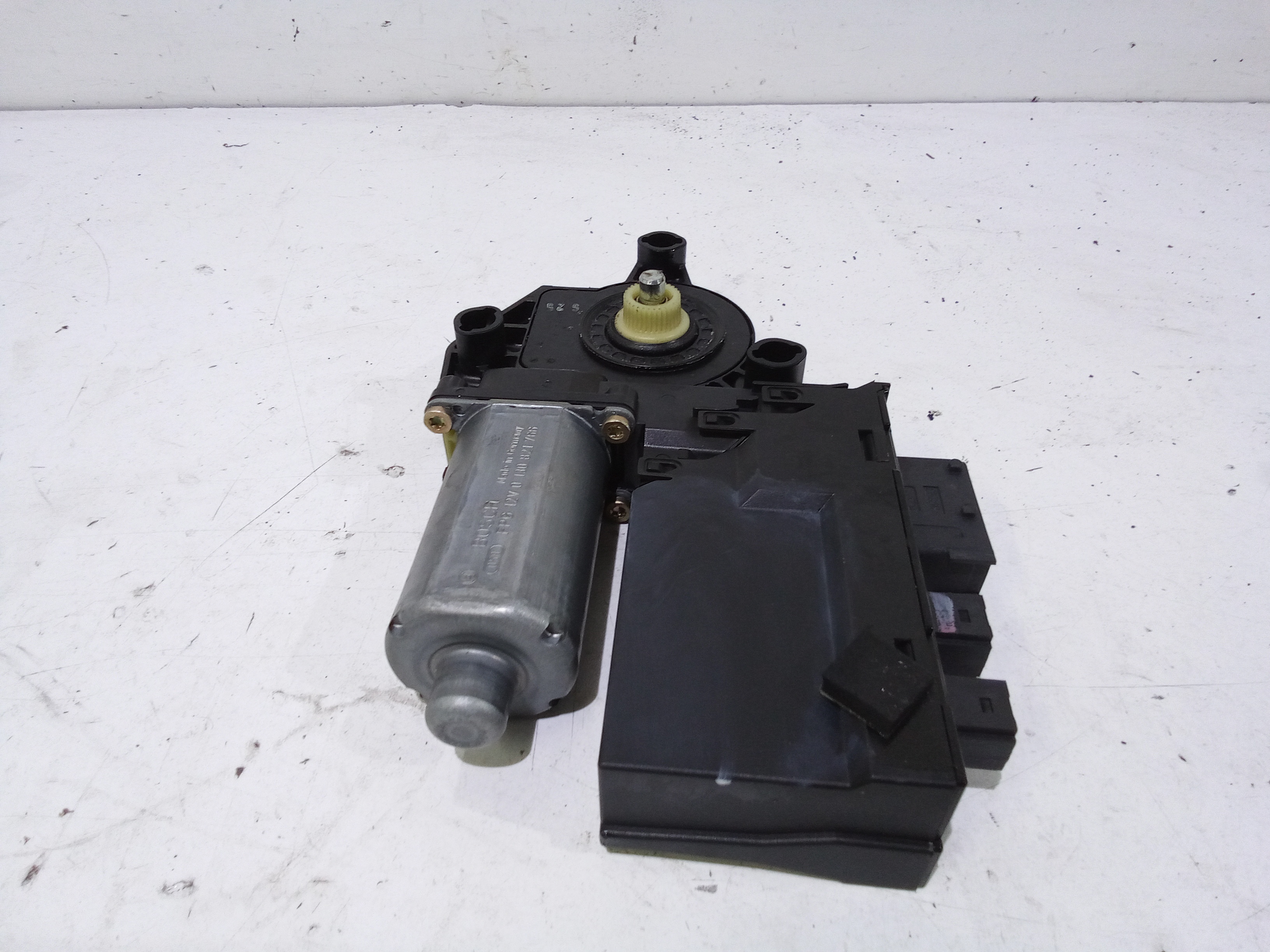 Motorino Alzavetro anteriore destra per Peugeot 307 Berlina (2001 - 2005)