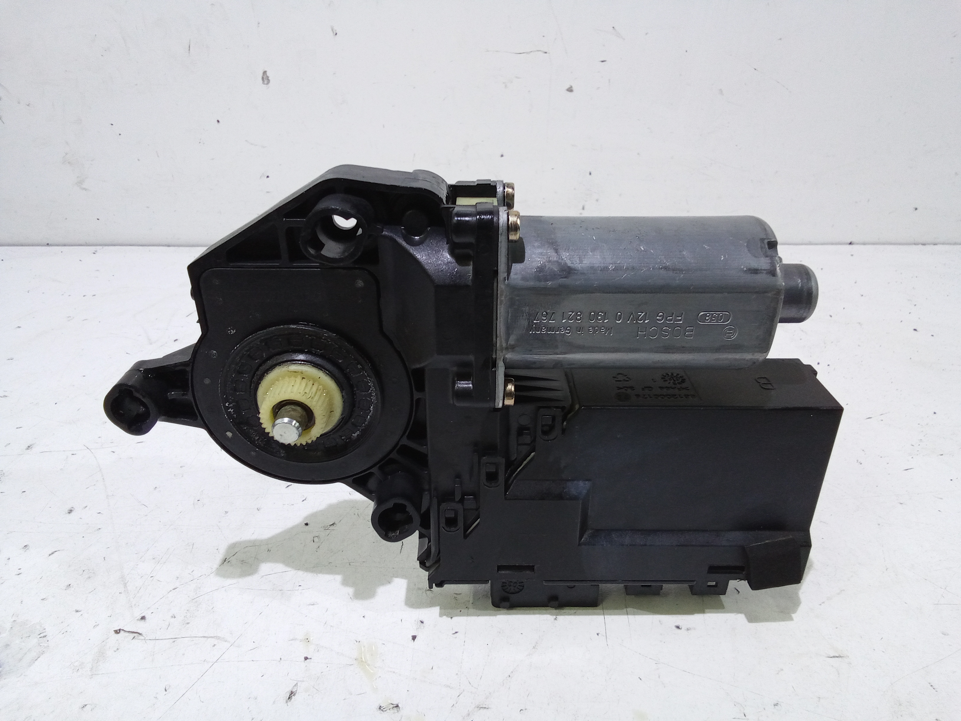 Motorino Alzavetro anteriore Sinistro per Peugeot 307 Berlina (2001 - 2005)