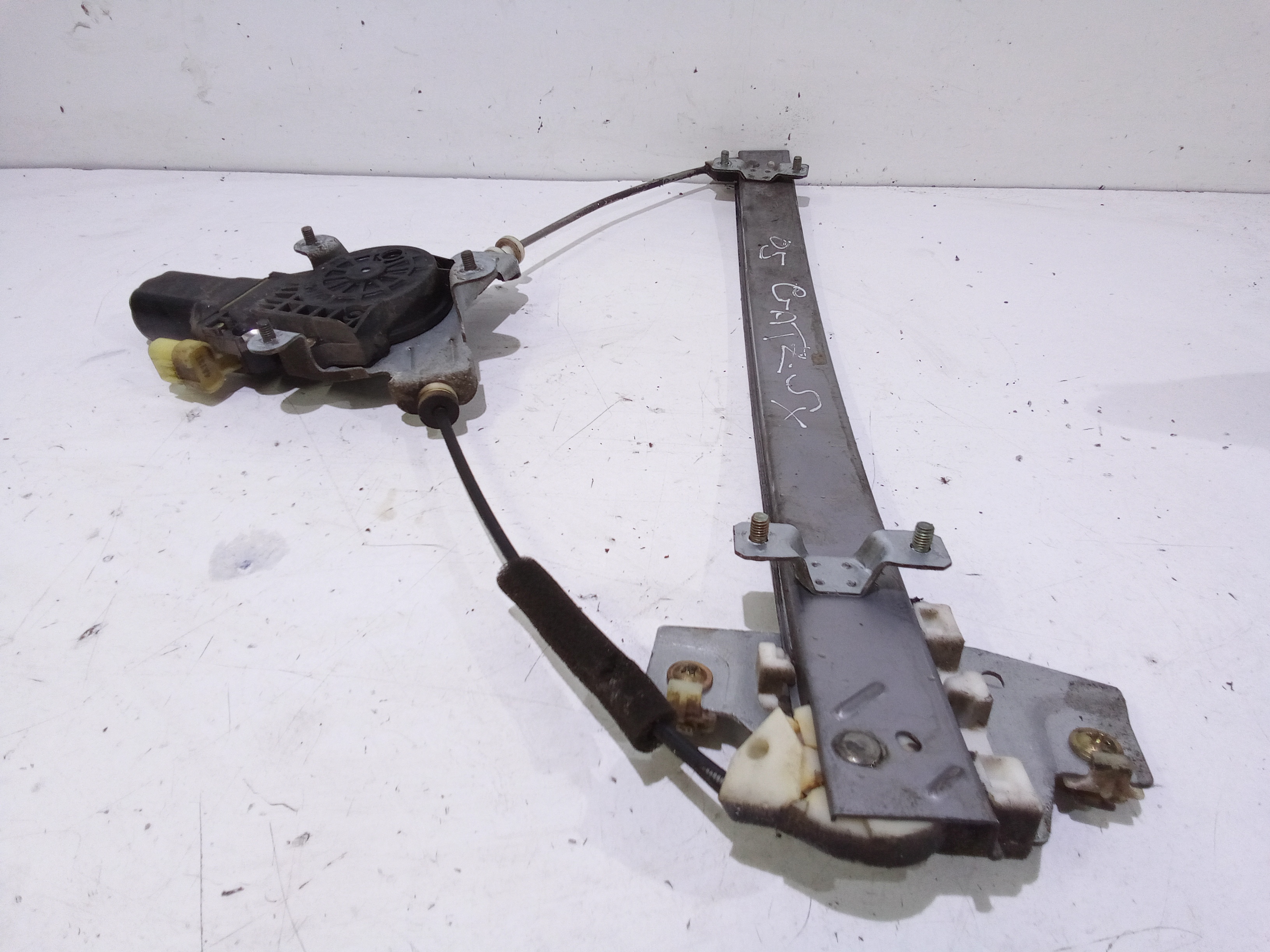 Cremagliera anteriore sinistra Guida per Hyundai Getz 1 Serie (2002 - 2005)