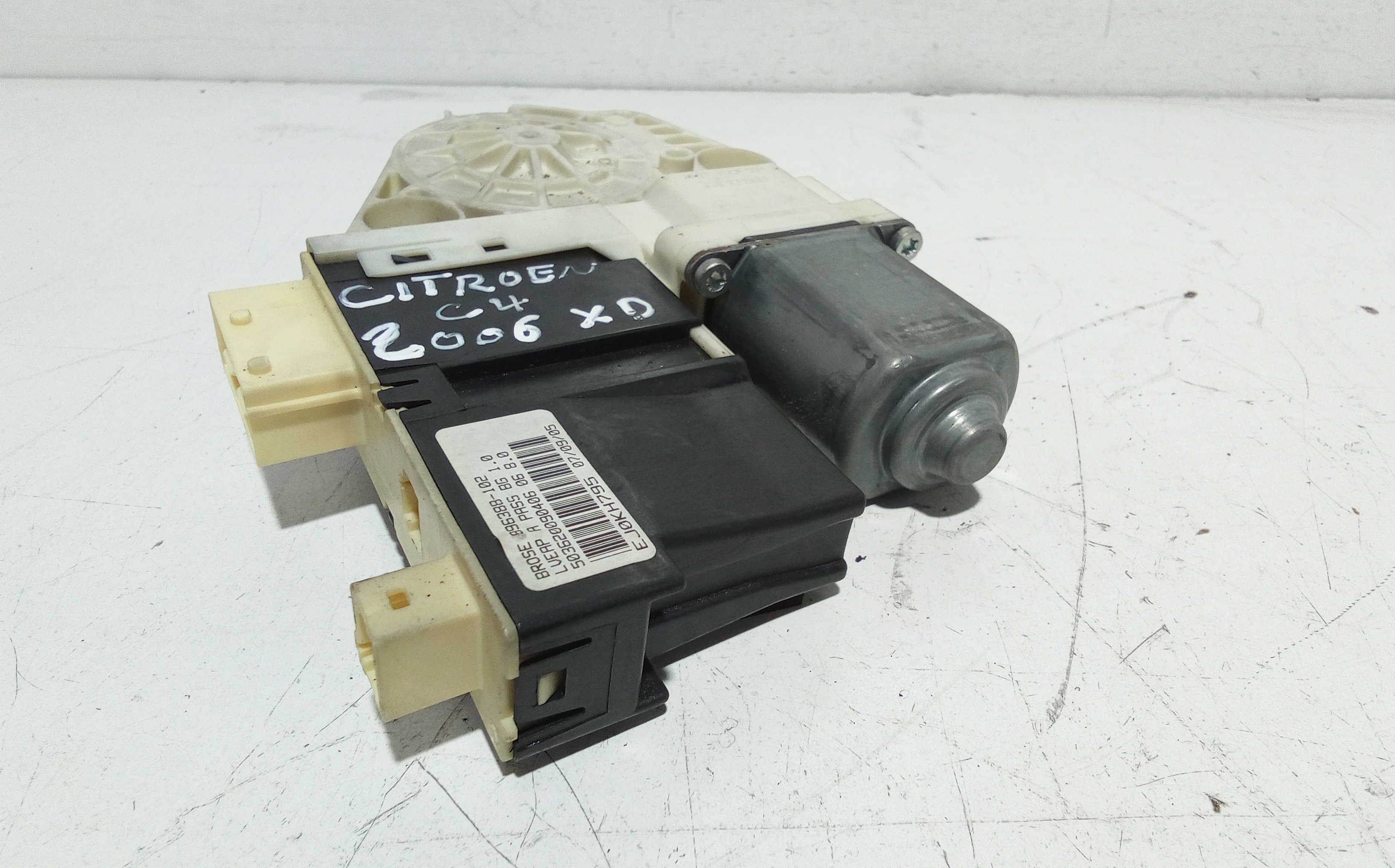 Motorino Alzavetro anteriore destra per Citroen C4 Berlina (2004 - 2008)